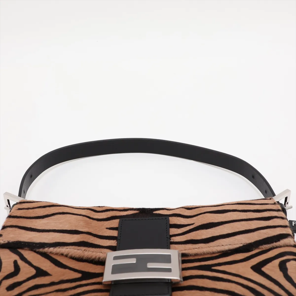 [Individually packaged] Fendi Mamma Bucket 26424 Calf Hair x Leather Shoulder Bag Brown — view 6