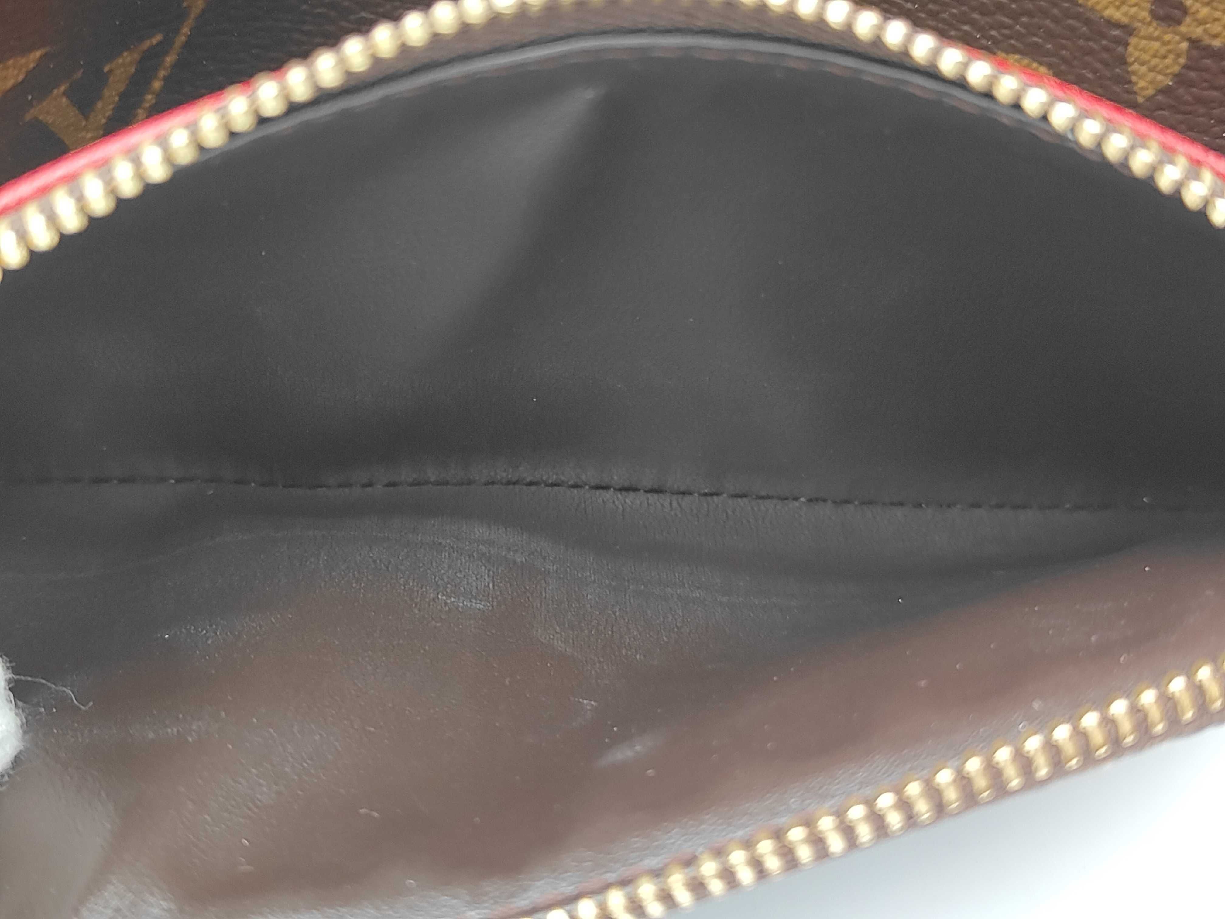 Monogram Portefeuille Sarah Wallet (with slight warping) — view 7