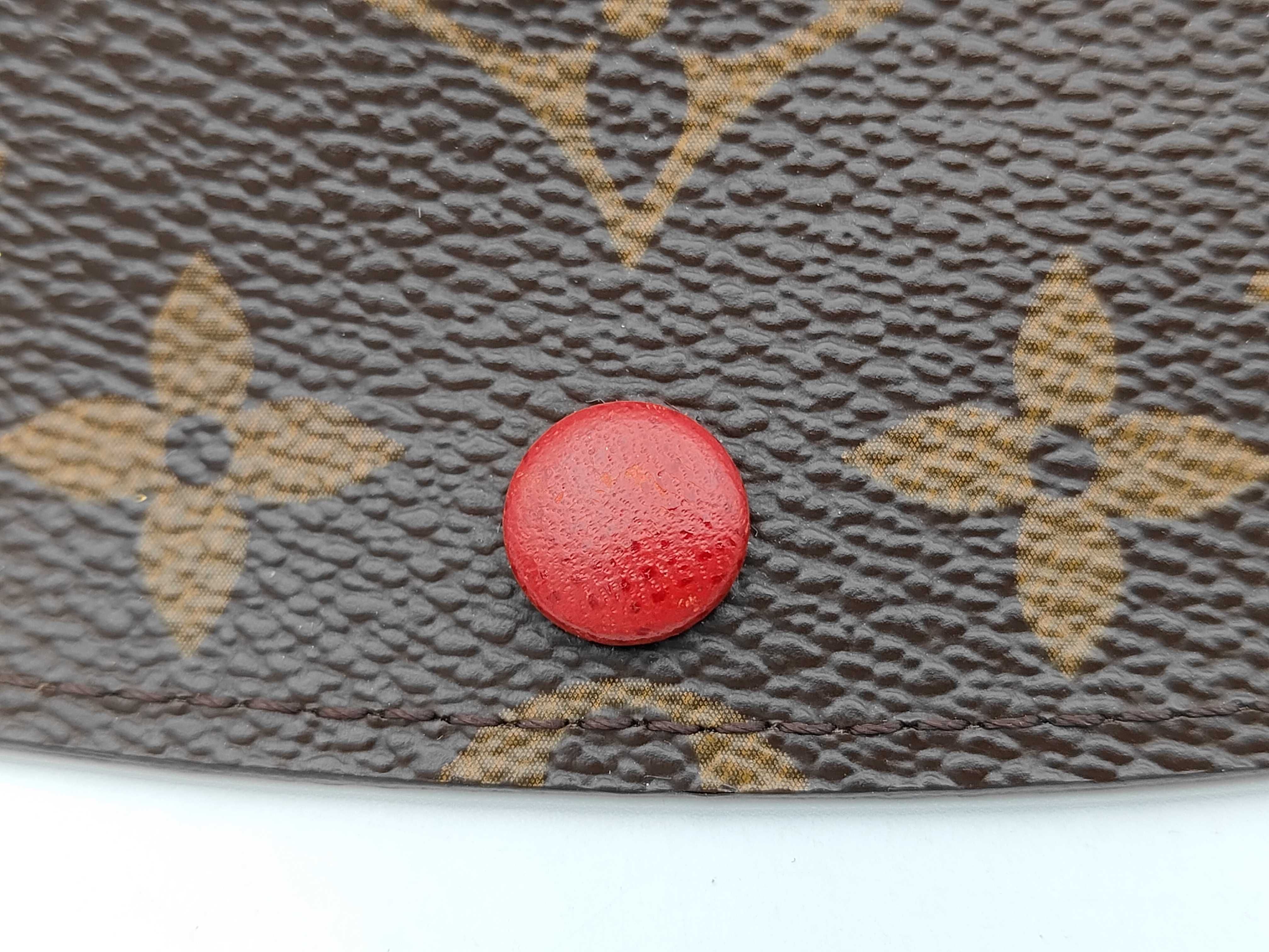 Monogram Portefeuille Sarah Wallet (with slight warping) — view 10