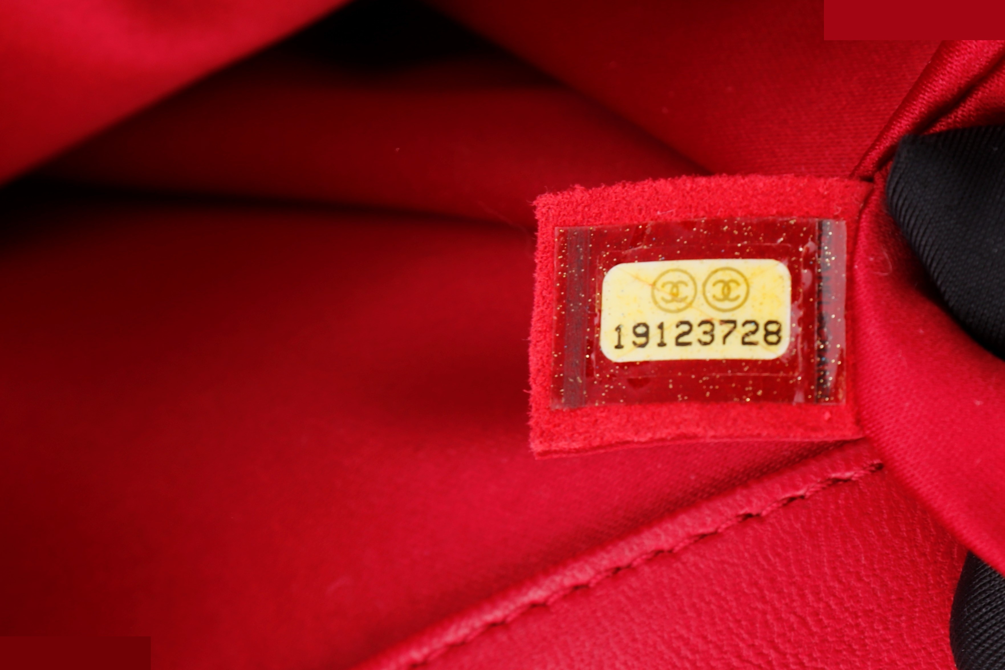 CC FLAP JUMBO PINK LAMBSKIN SHW — view 7