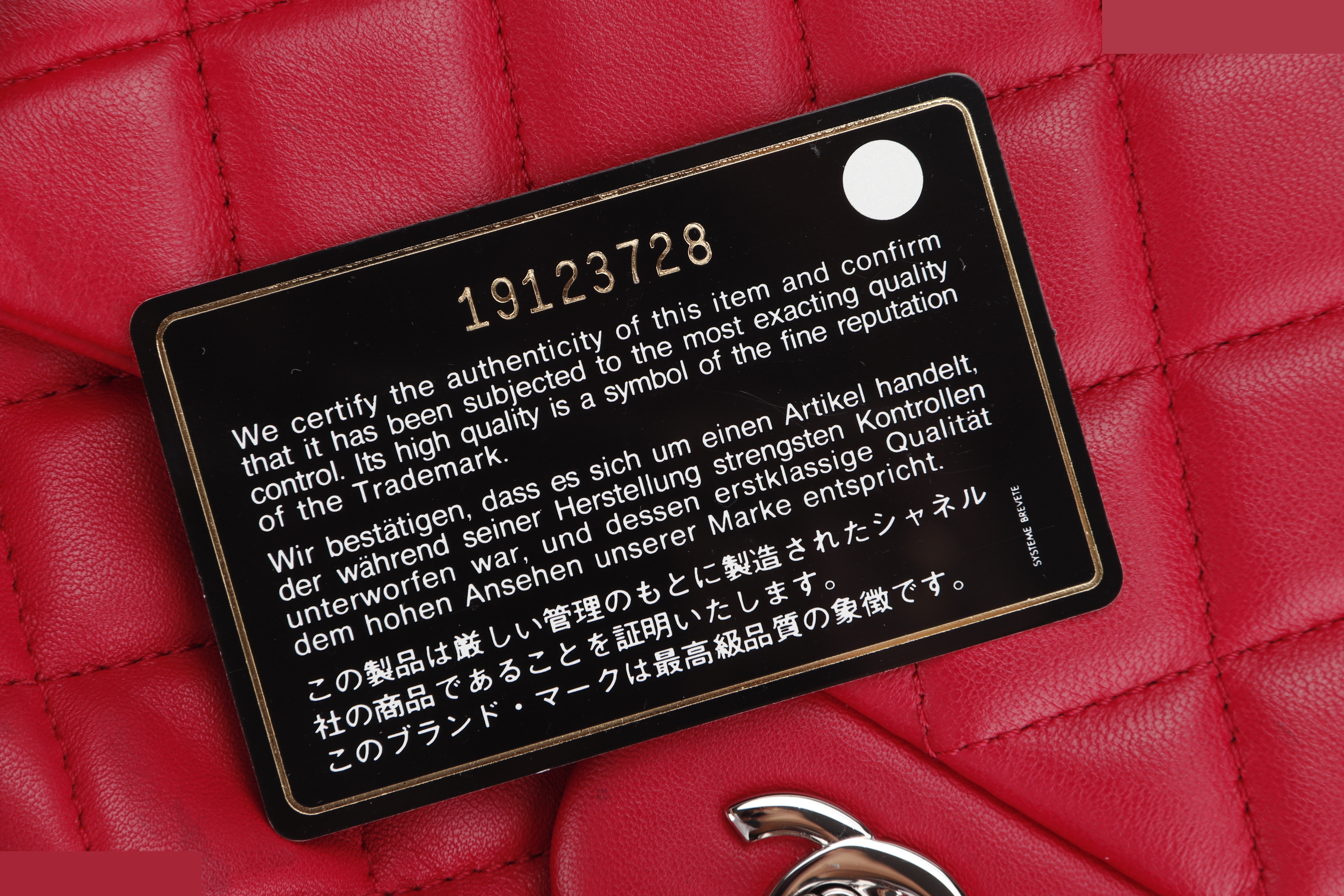 CC FLAP JUMBO PINK LAMBSKIN SHW — view 8