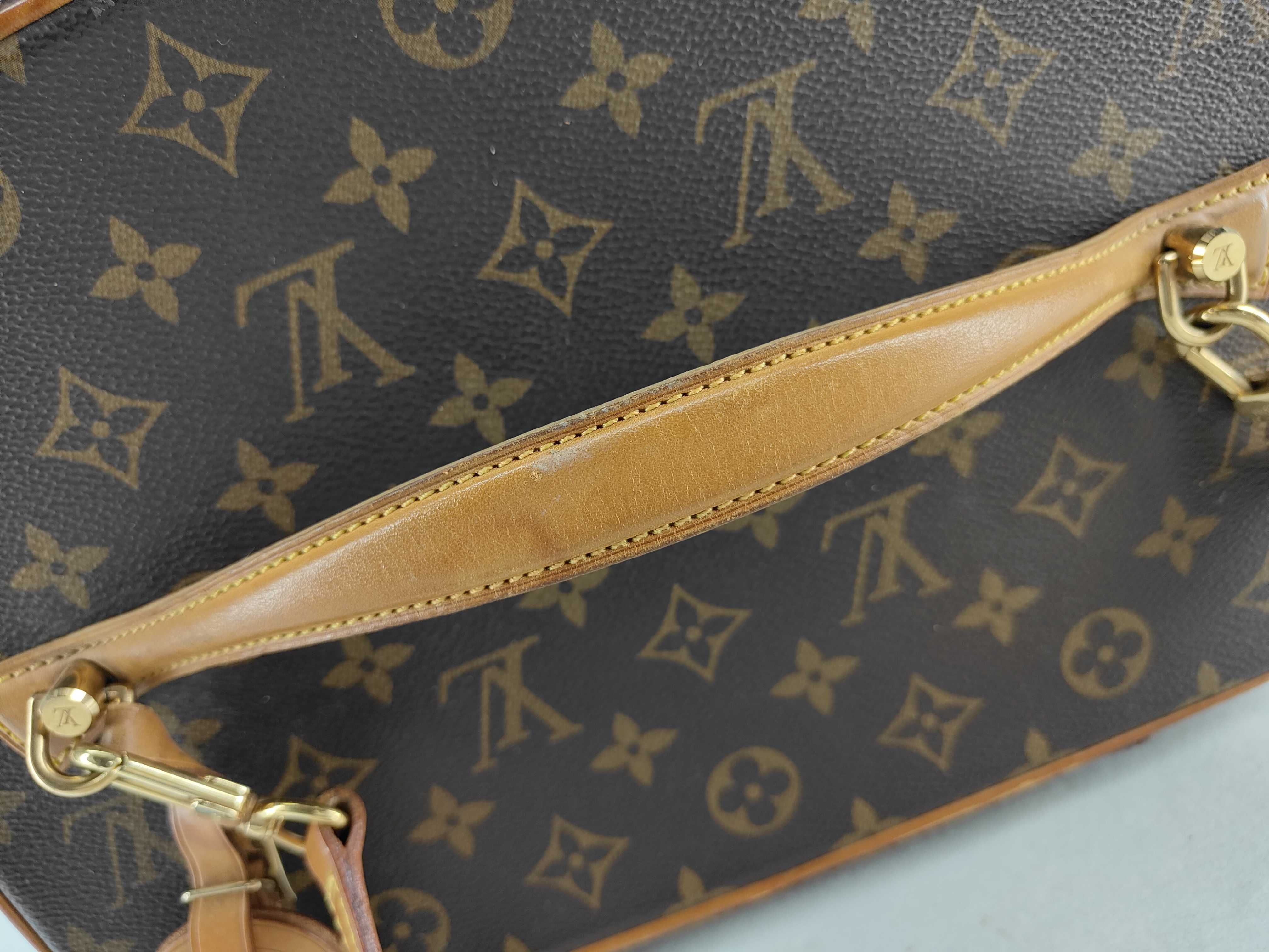 Monogram Vuitton Monogram Nice M47280 Vanity Bag — view 5