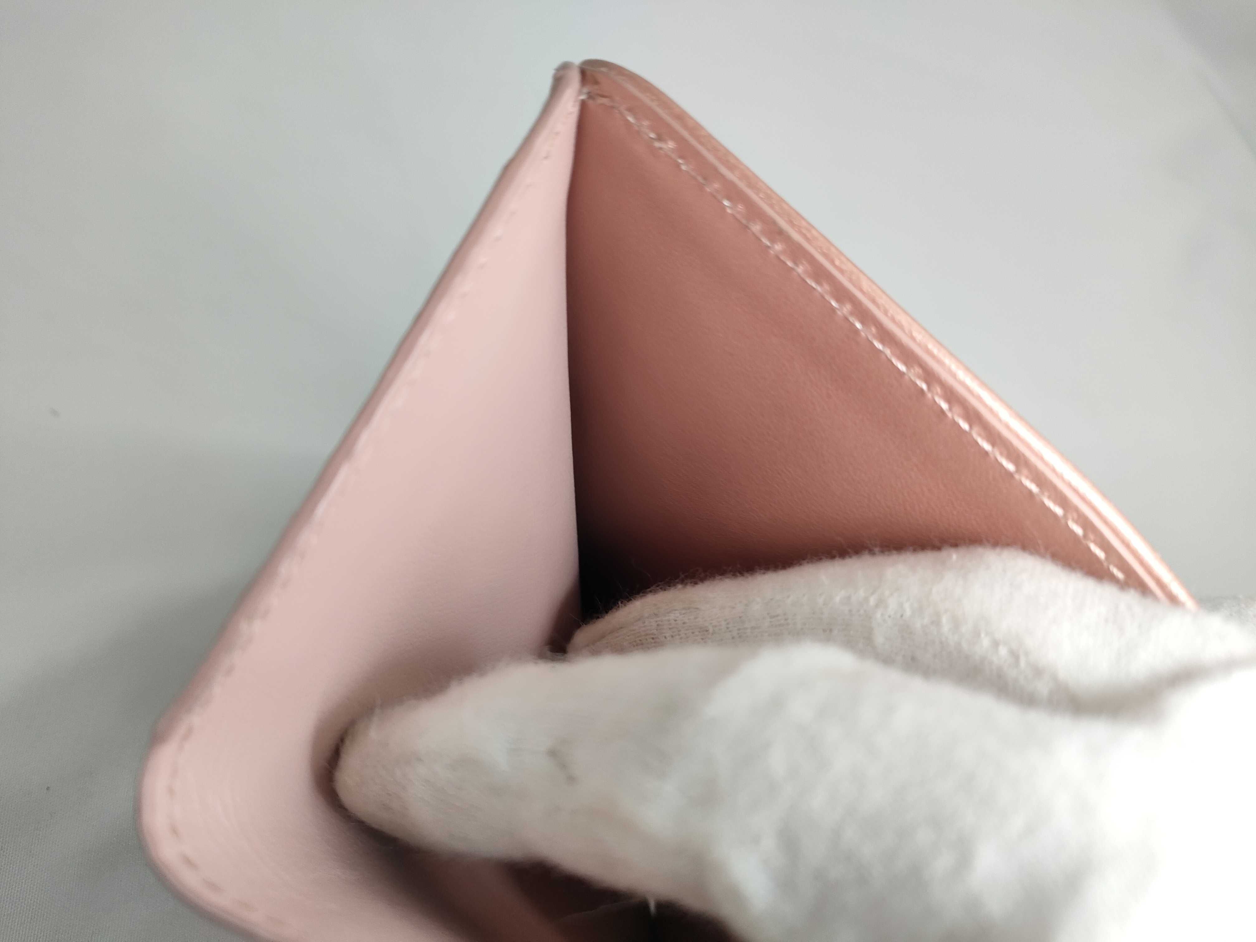 Cousin Lou Rose Gold Lambskin Japan Limited Color M81996 Wallet — view 11