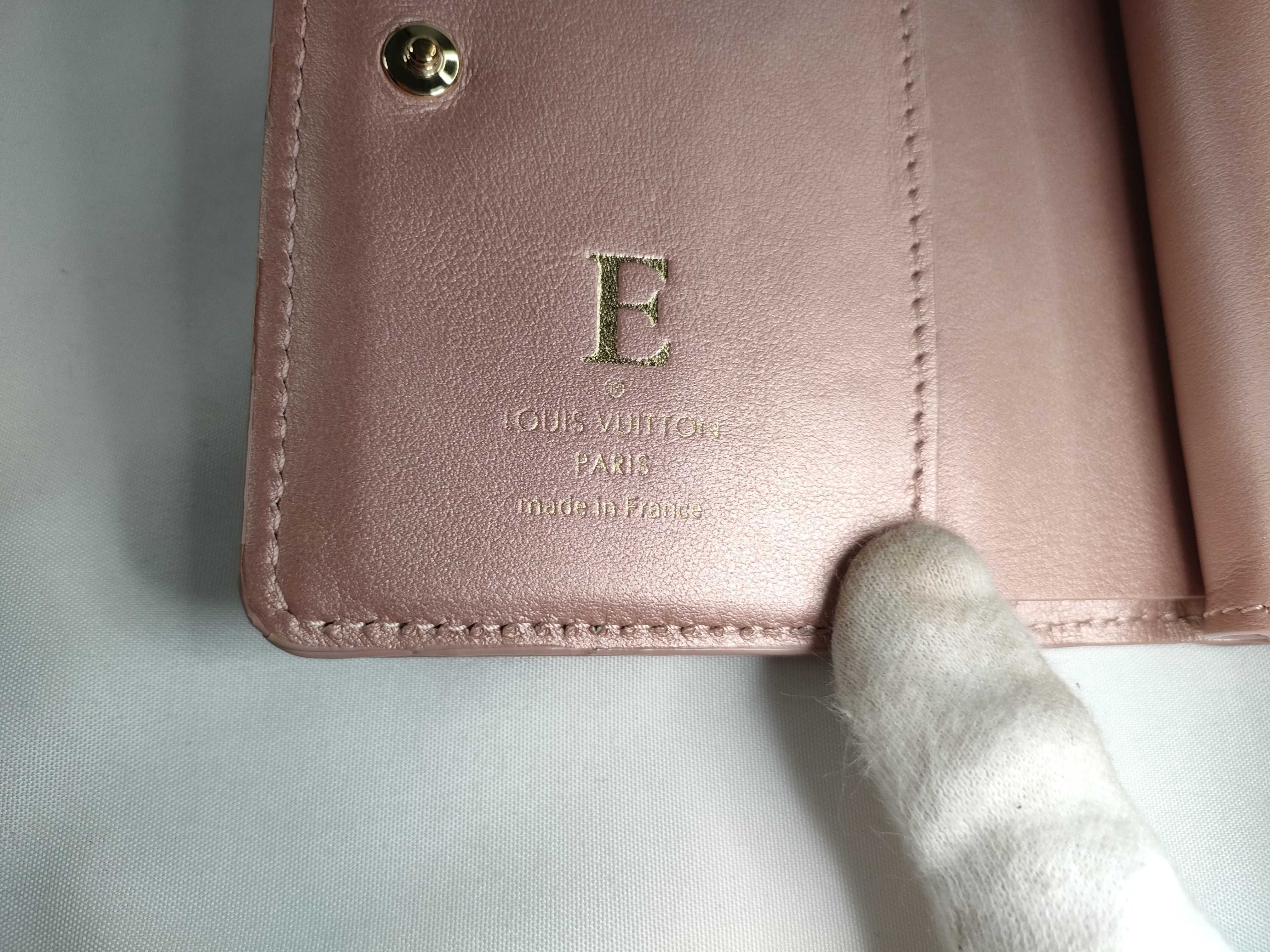 Cousin Lou Rose Gold Lambskin Japan Limited Color M81996 Wallet — view 9