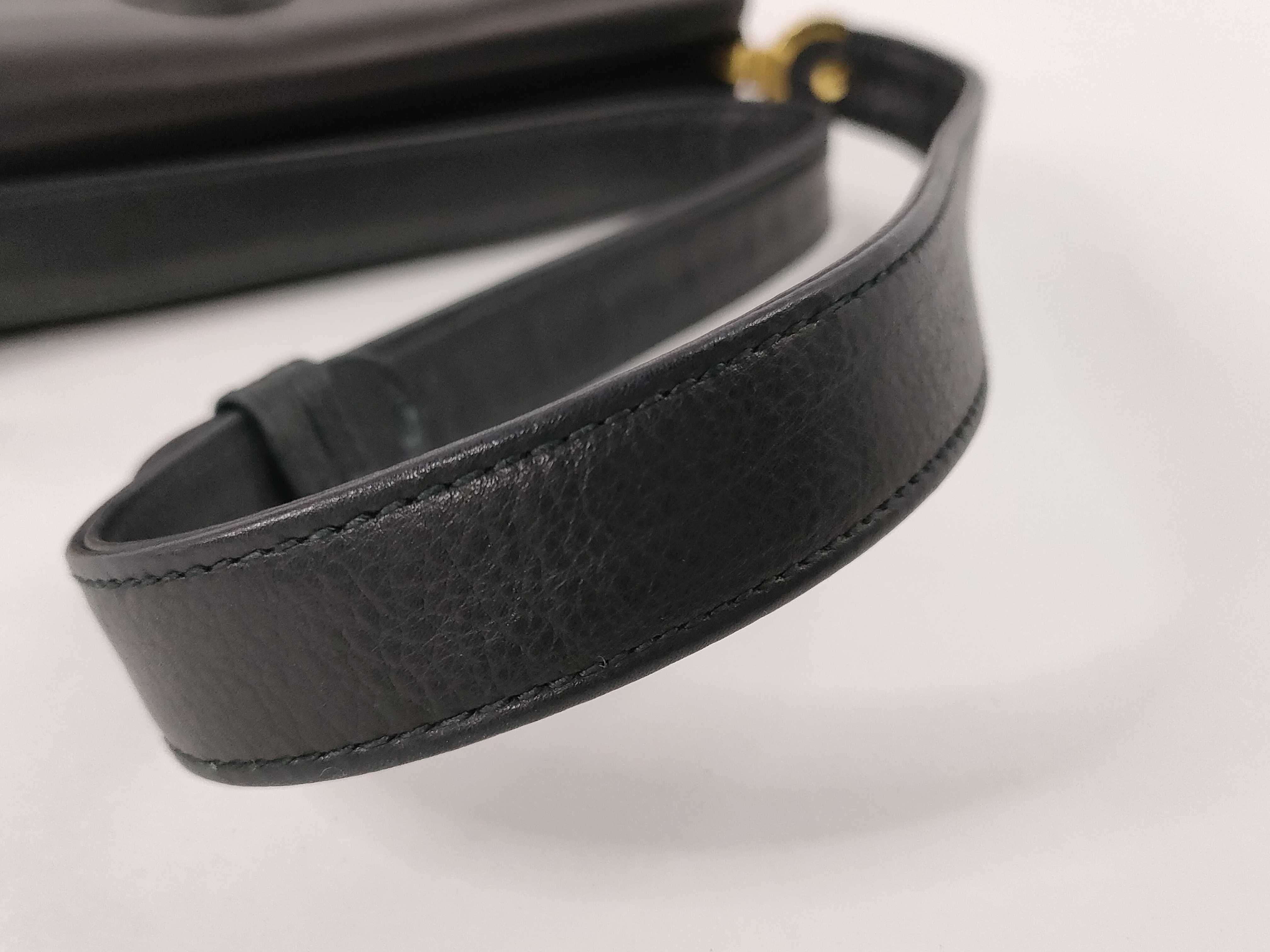 Old Gucci Leather Shoulder Bag — view 4