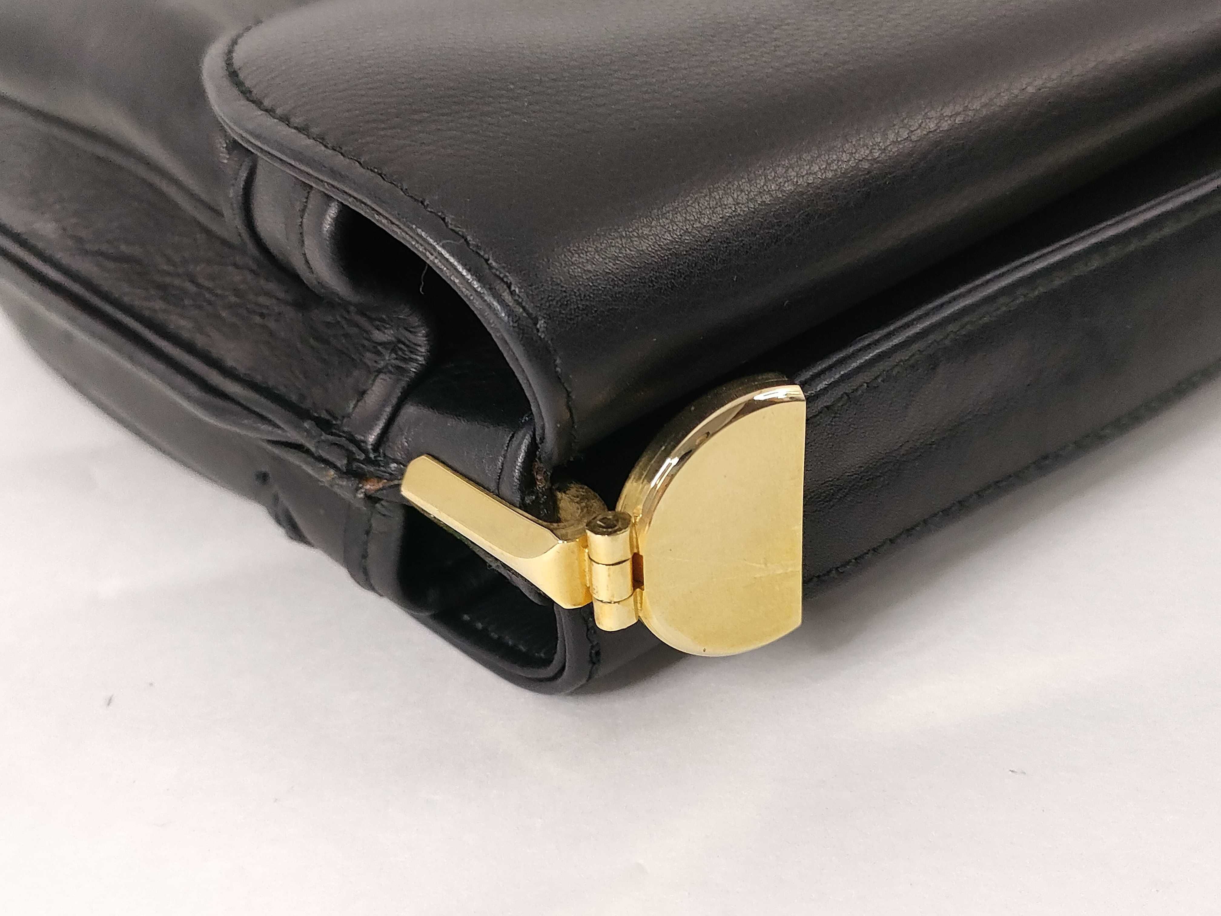 Old Gucci Leather Shoulder Bag — view 5