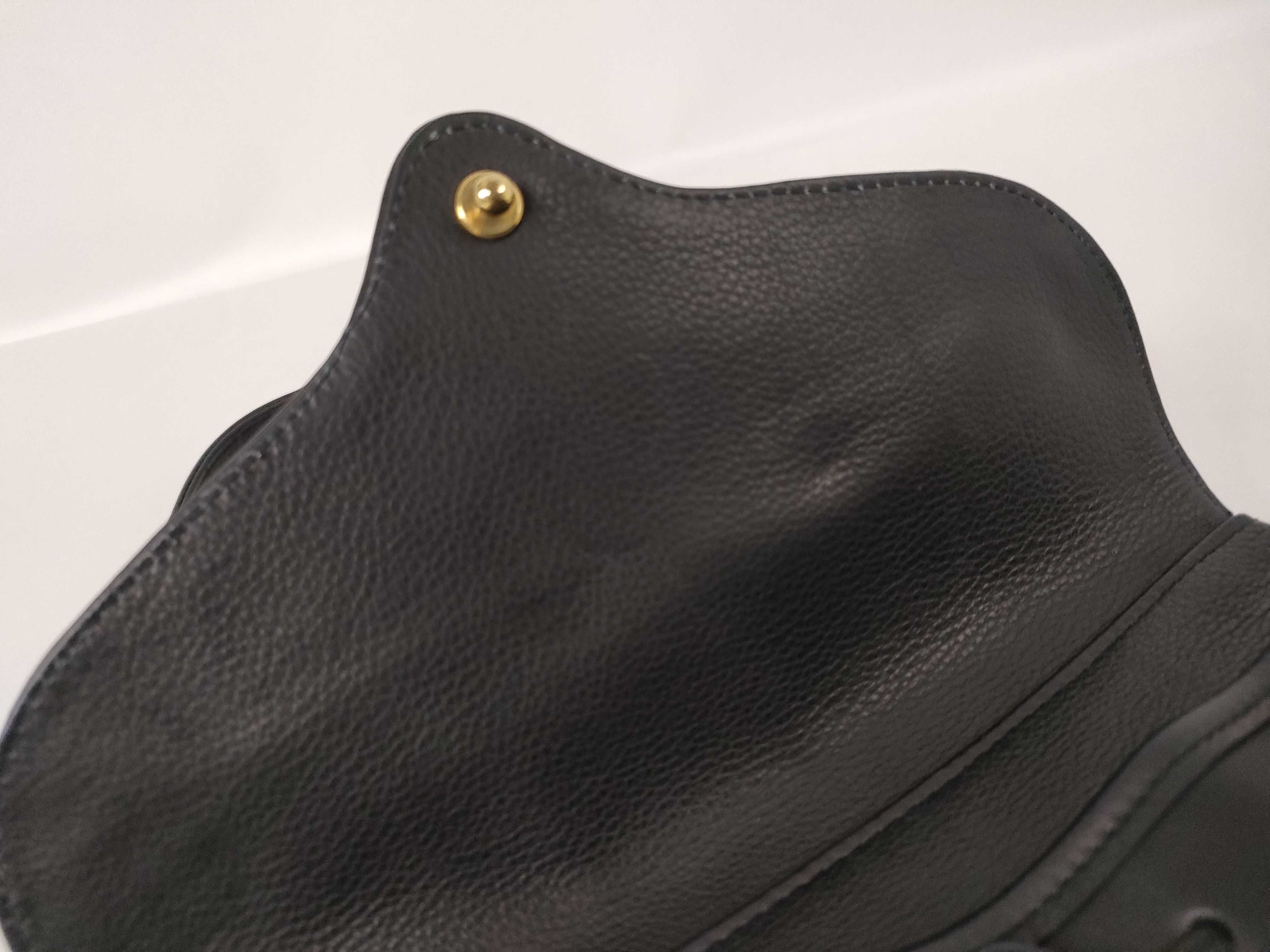 Old Gucci Leather Shoulder Bag — view 8