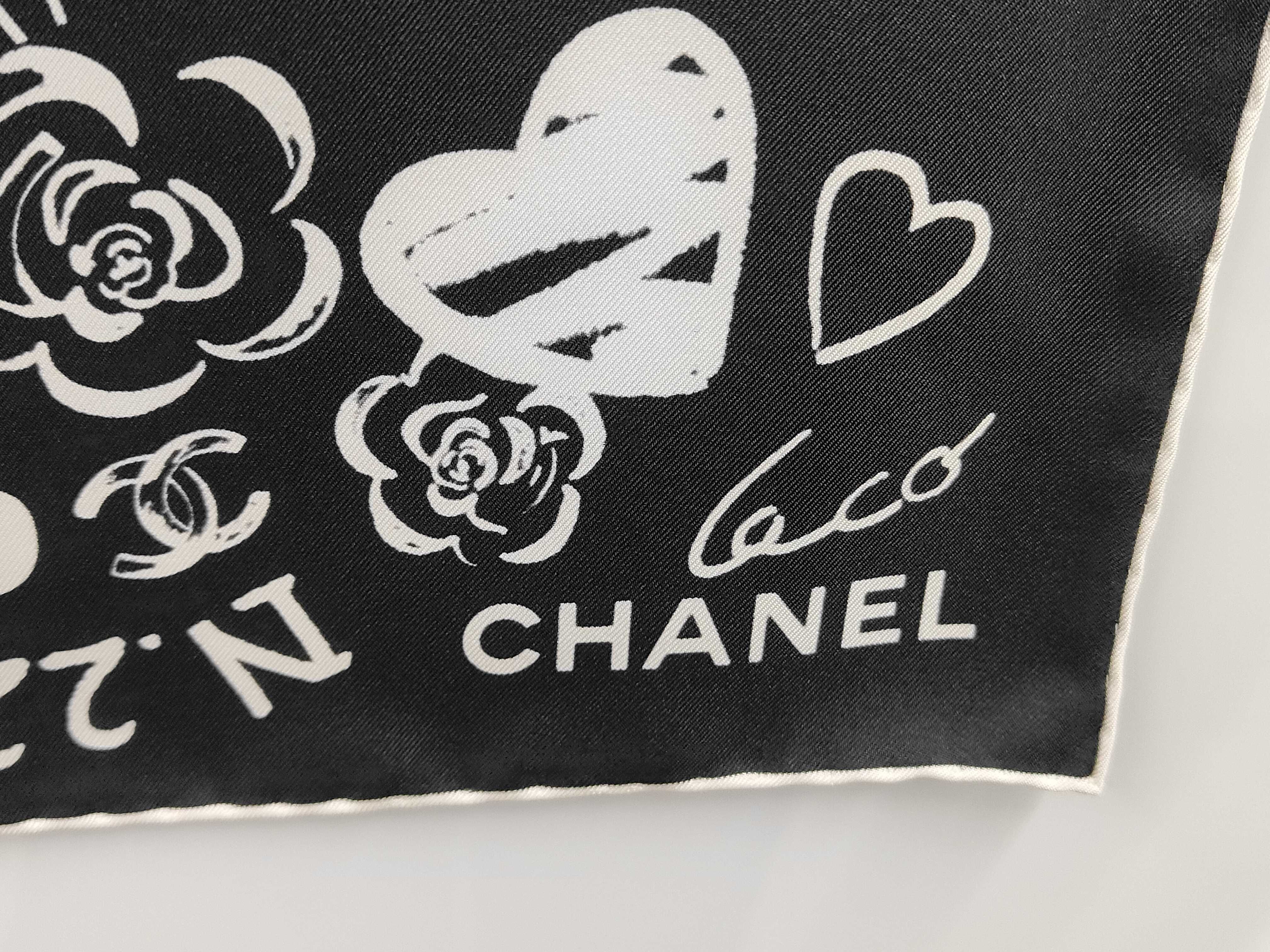 Spring/Summer 2025 Collection Scarf Camellia (tsu18420) Other Accessories — view 3