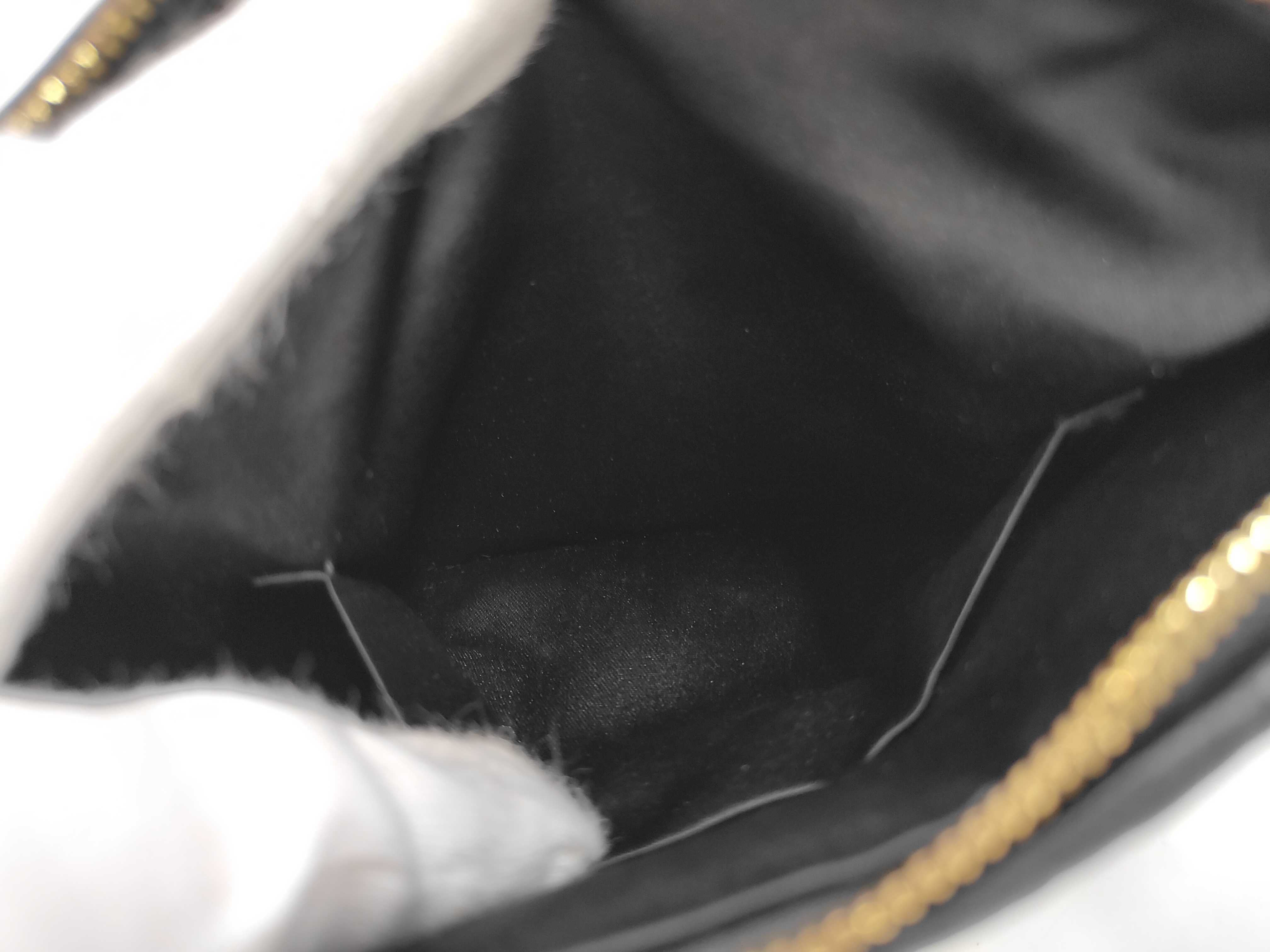 One-Shoulder Matelassé Leather Black Handbag — view 9