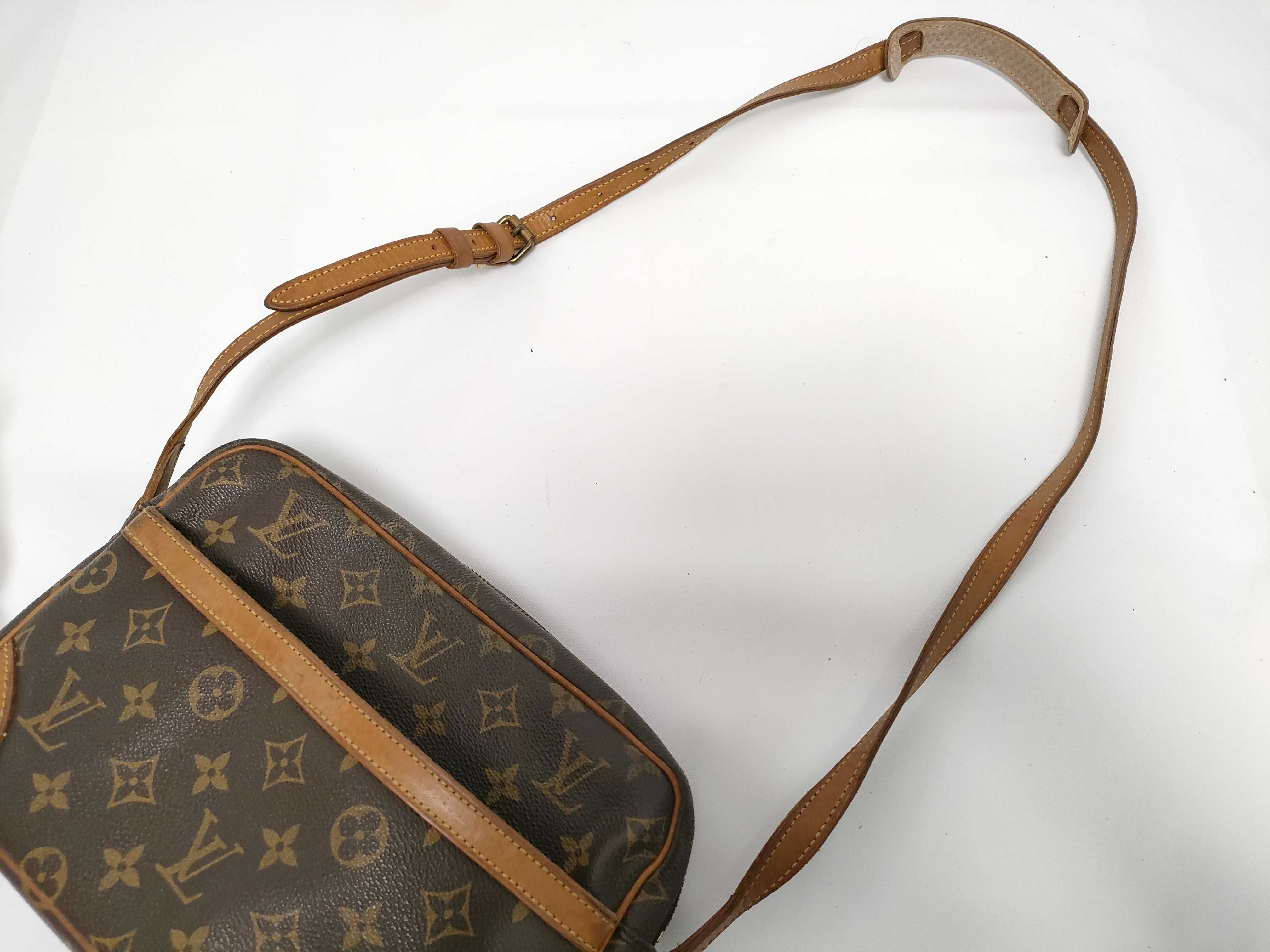 Monogram Louis Vuitton M51274 Trocadero 27 NO0589 Shoulder Bag Monogram Shoulder Bag — view 9