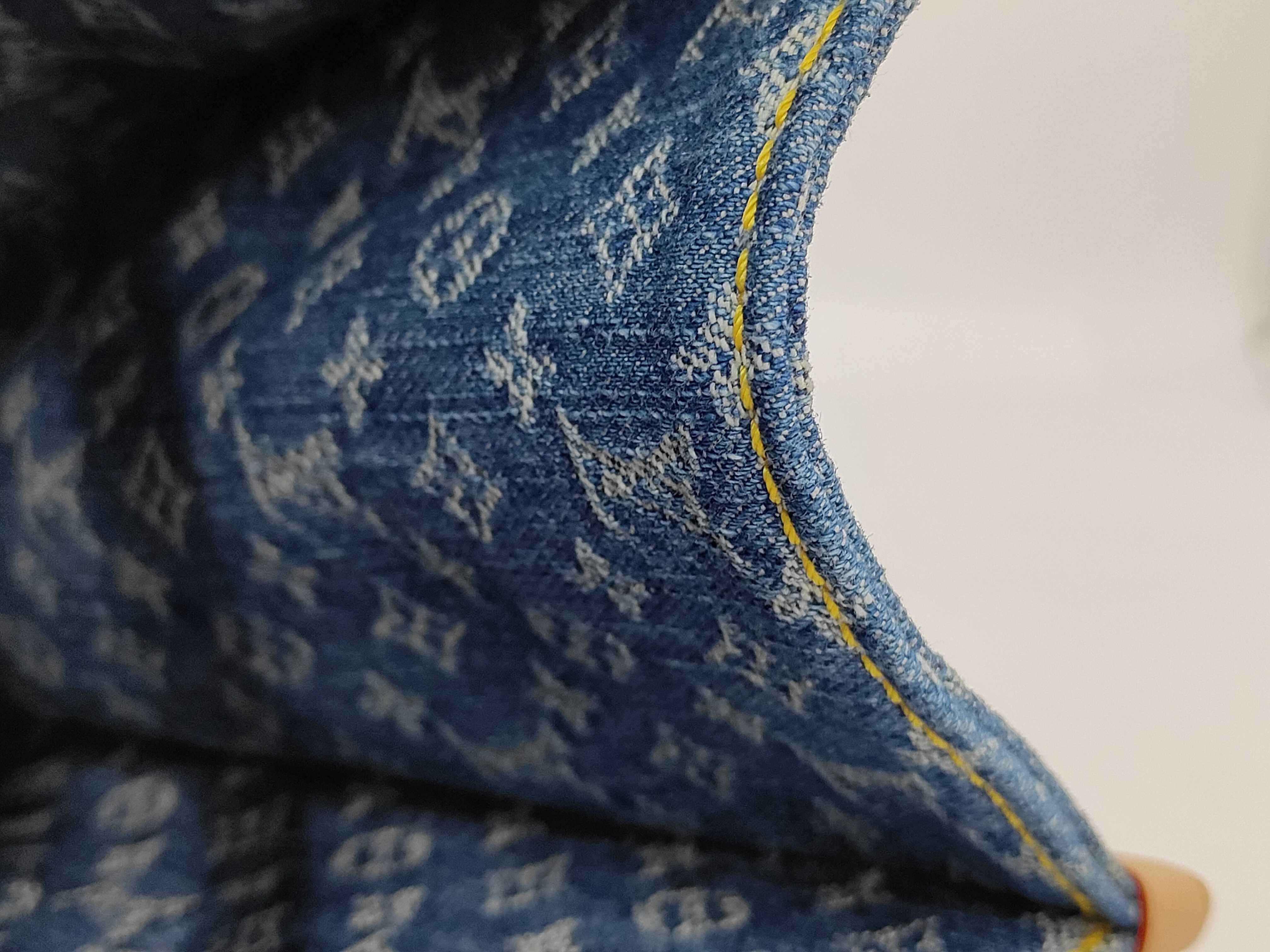 LV M46871 OnTheGo Denim Handbag — view 10