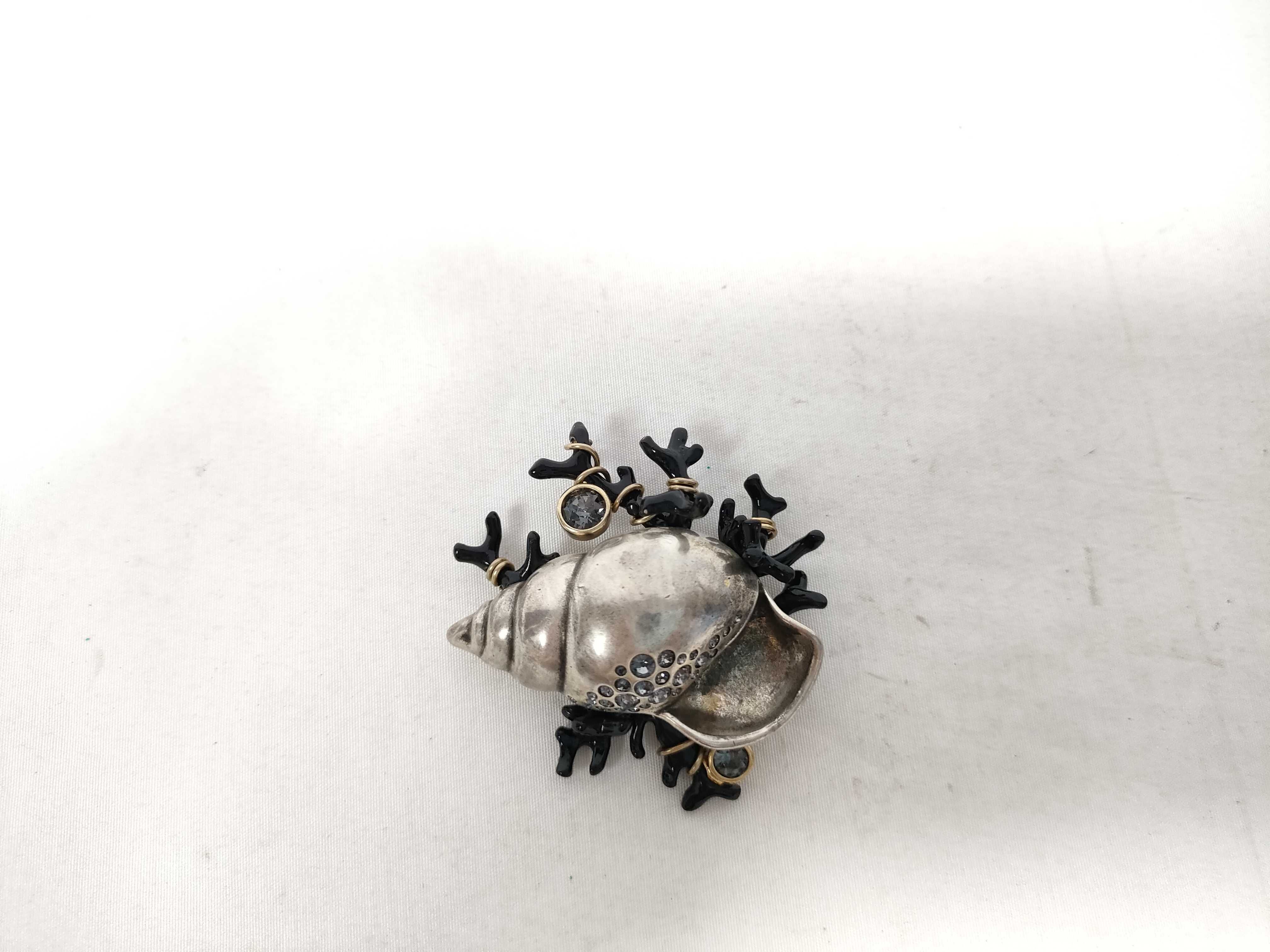 seashell and coral motif brooch — view 2