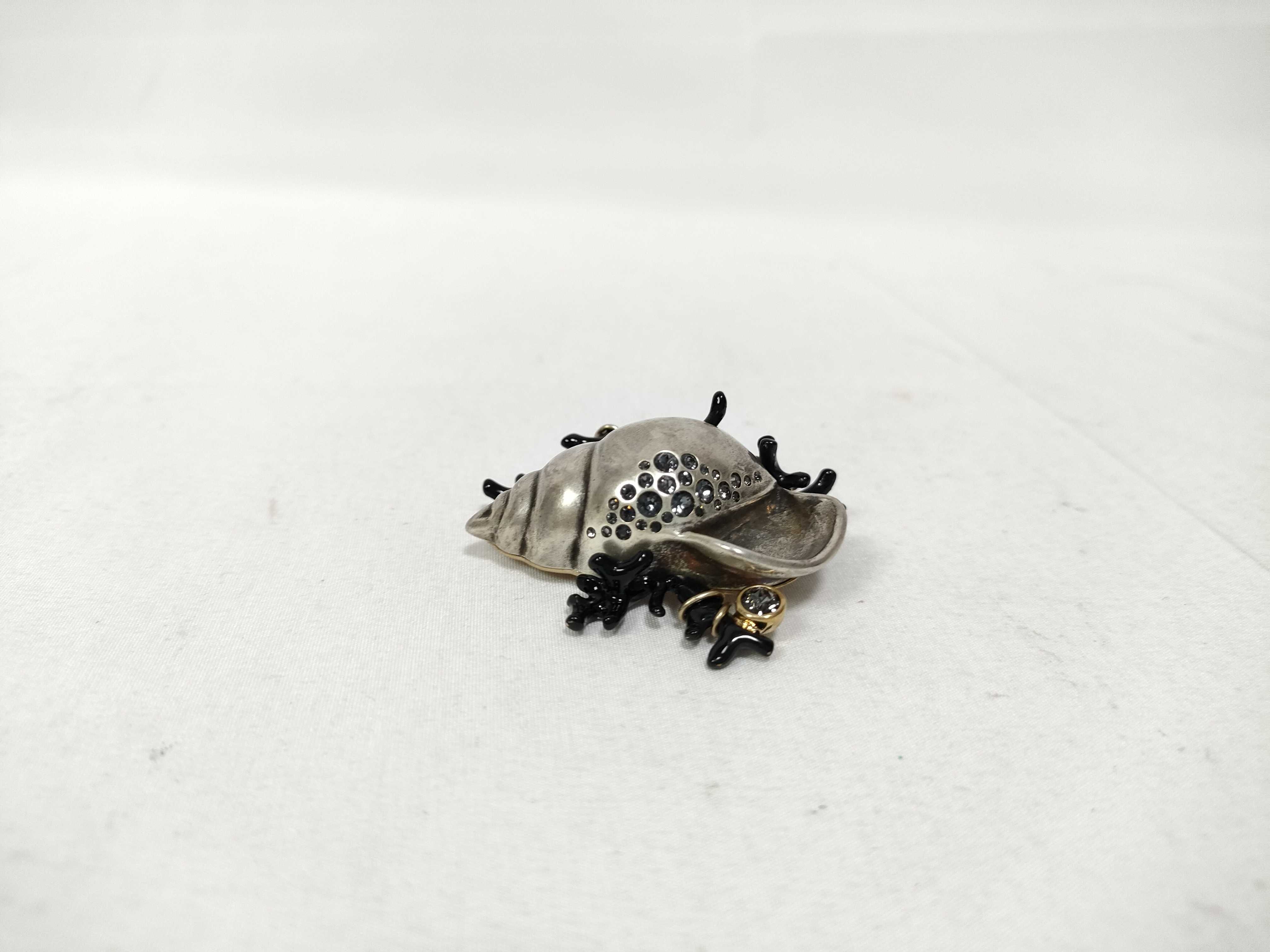 seashell and coral motif brooch — view 3