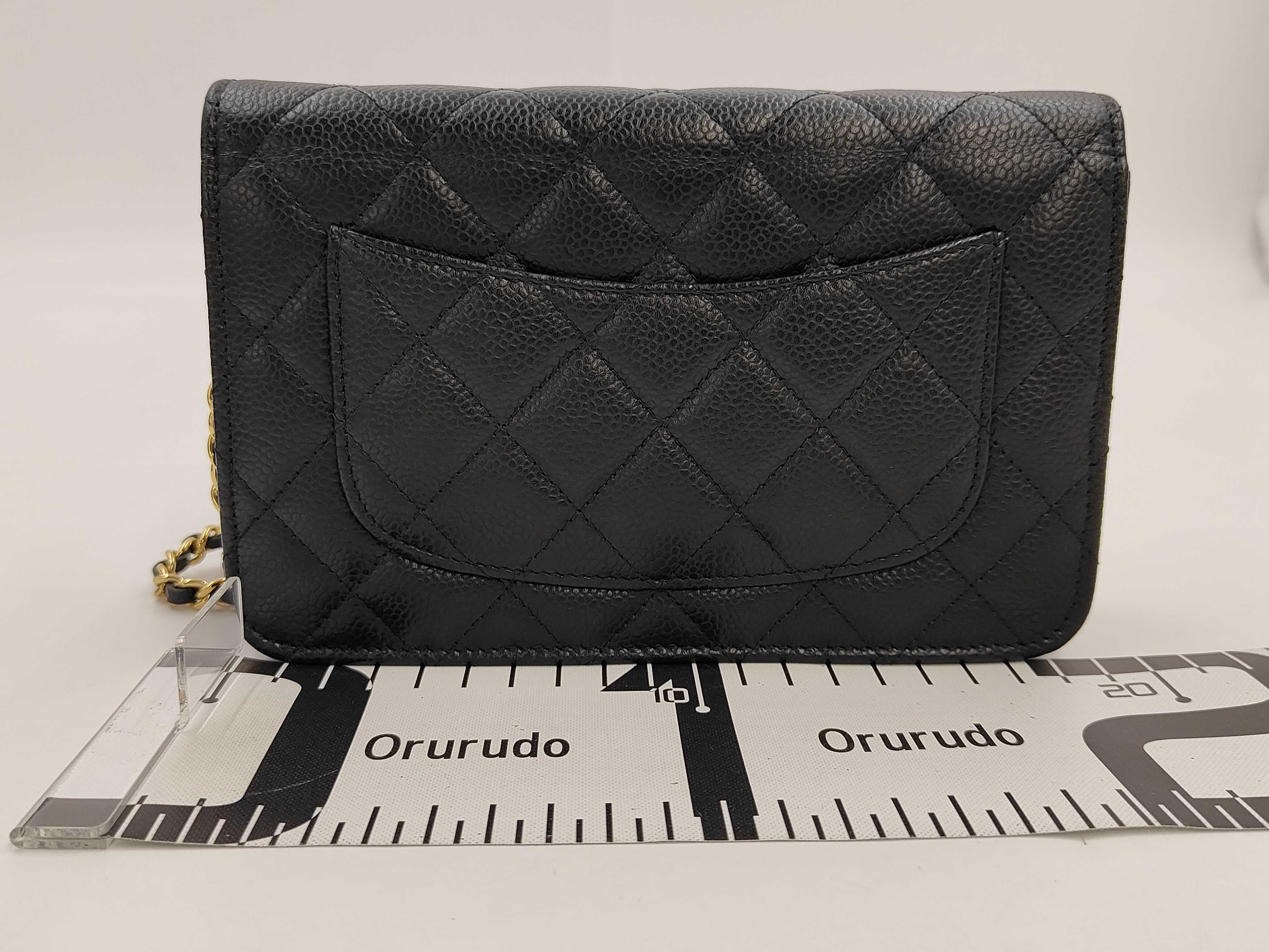 Caviar skin chain wallet shoulder bag — view 2