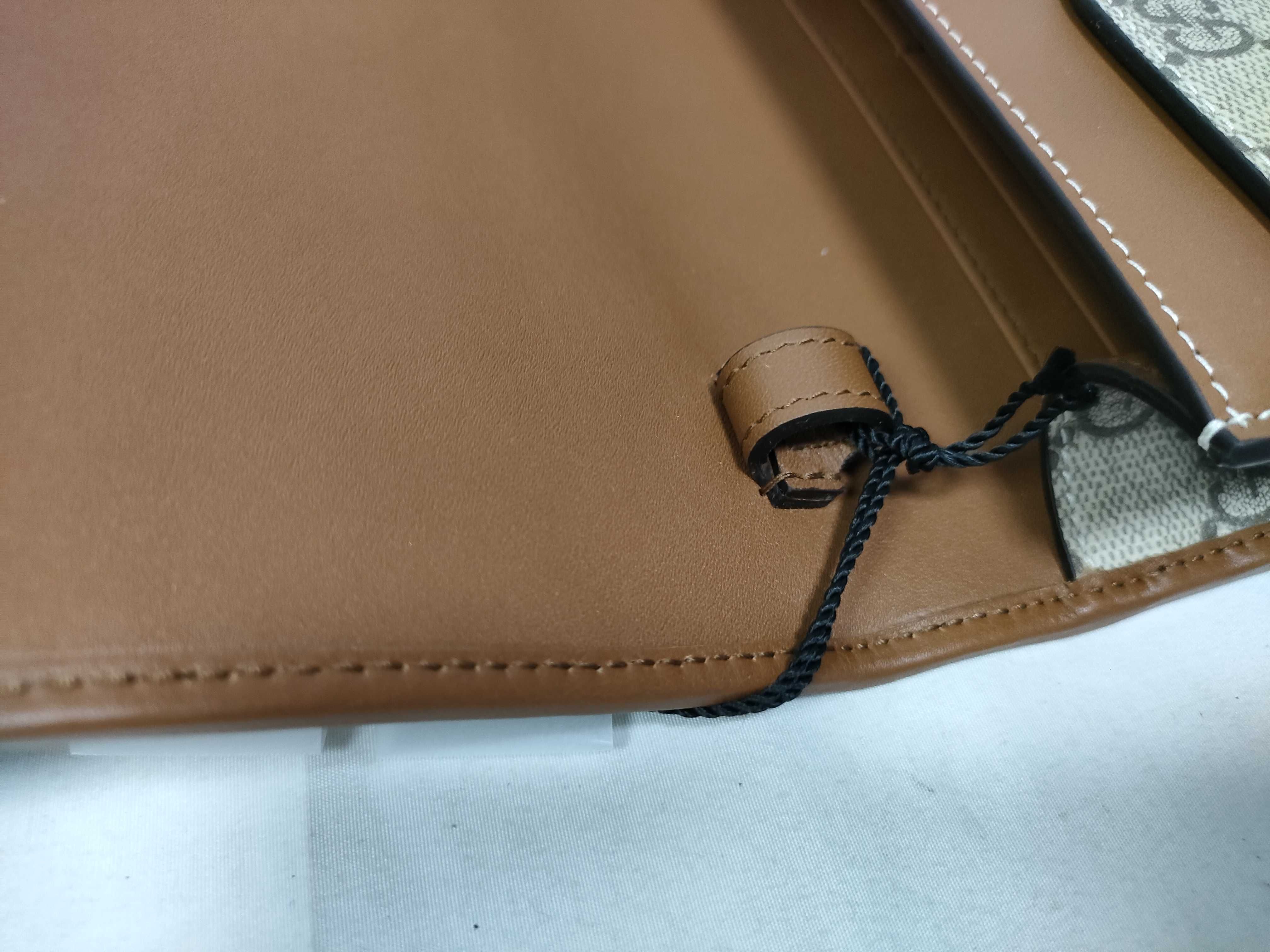 GG Supreme GG Emblem Shoulder Bag — view 8