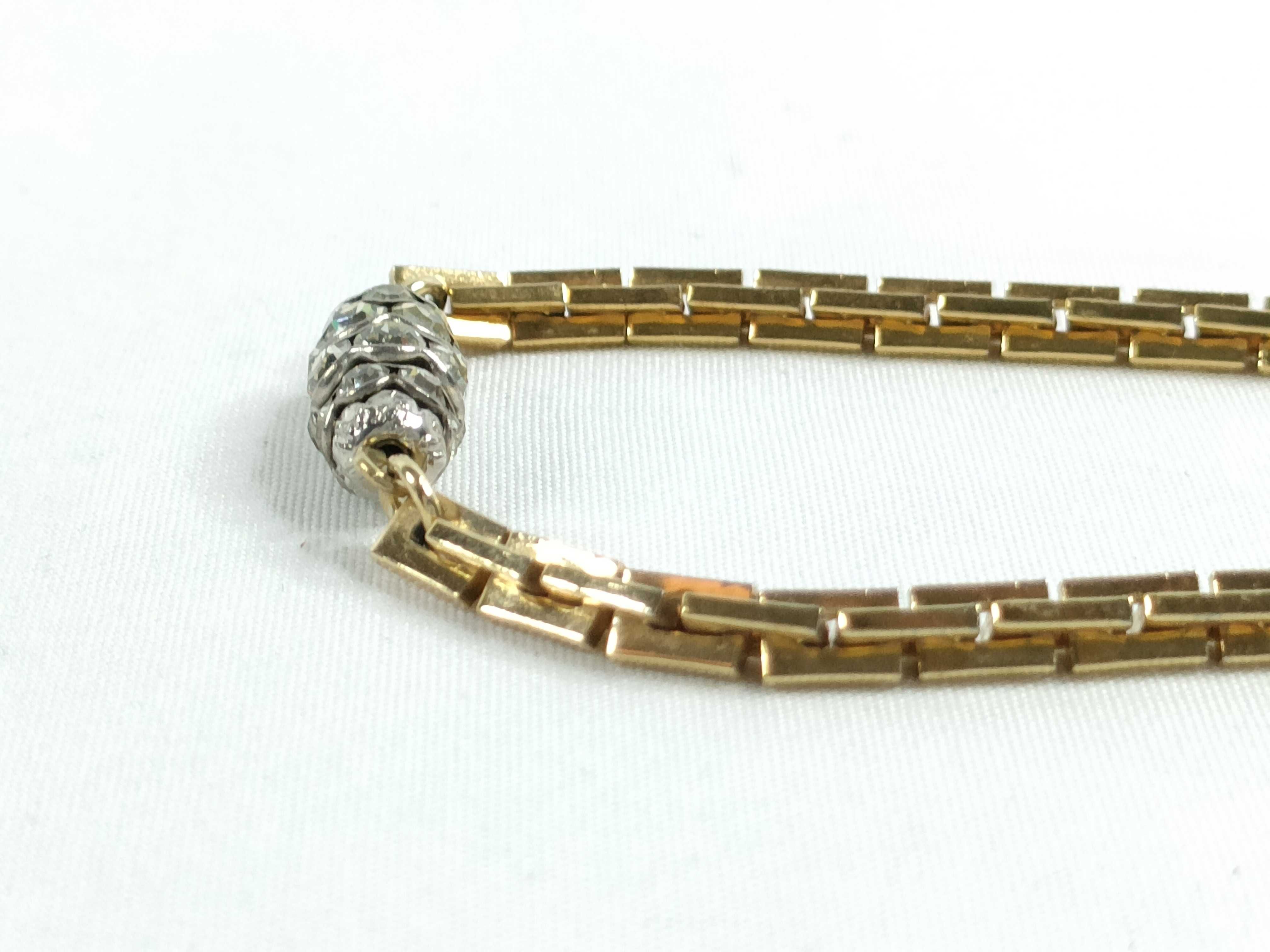 necklace — view 3
