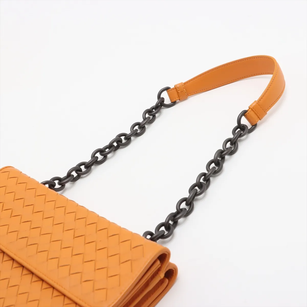 Intrecciato Leather Chain Shoulder Bag Yellow — view 5