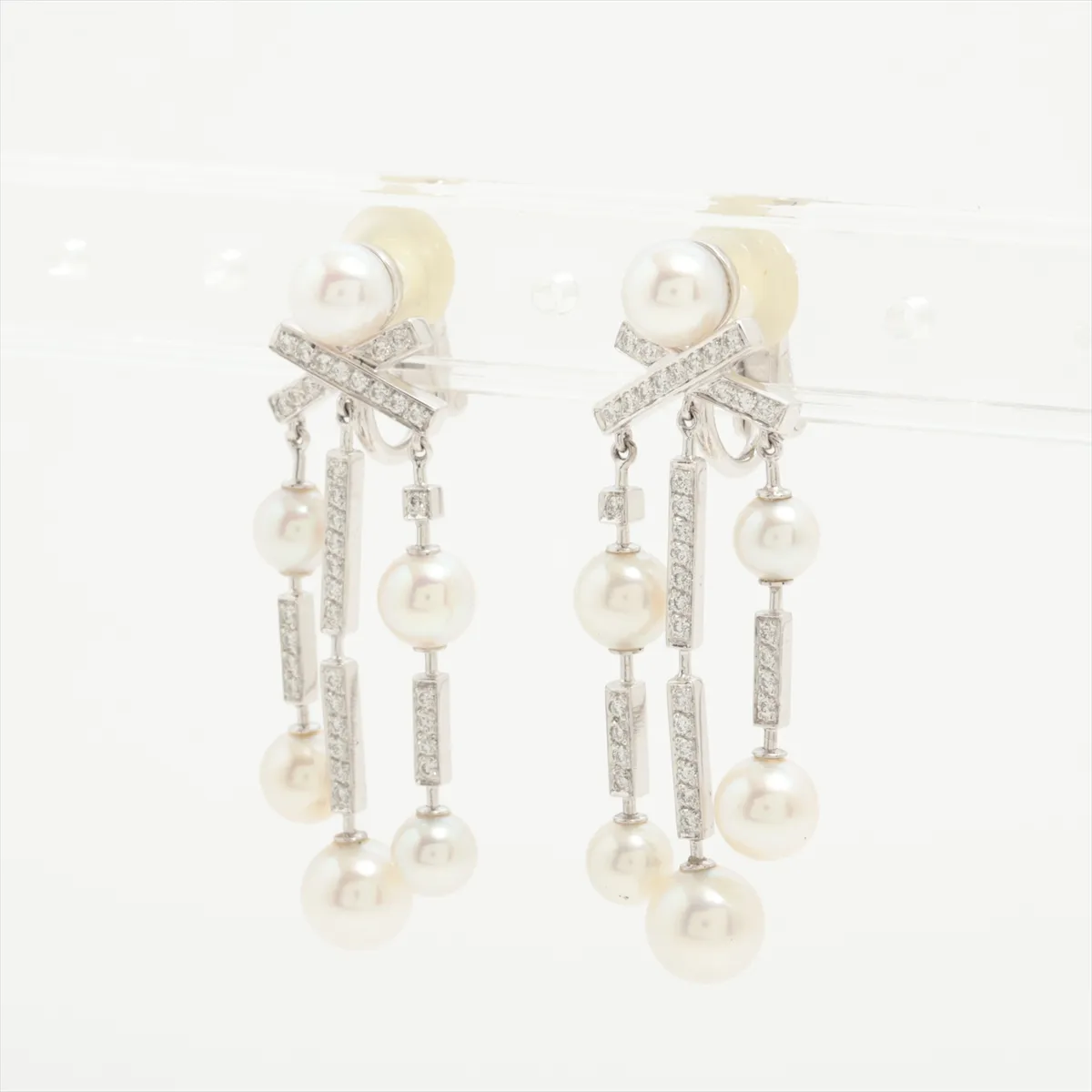 Pearl and Diamond Earrings, 750 (WG), Total Weight 14.2g, Approx. 5.0-7.0mm, 1N1689. Minor chips on stones, silicone — view 3