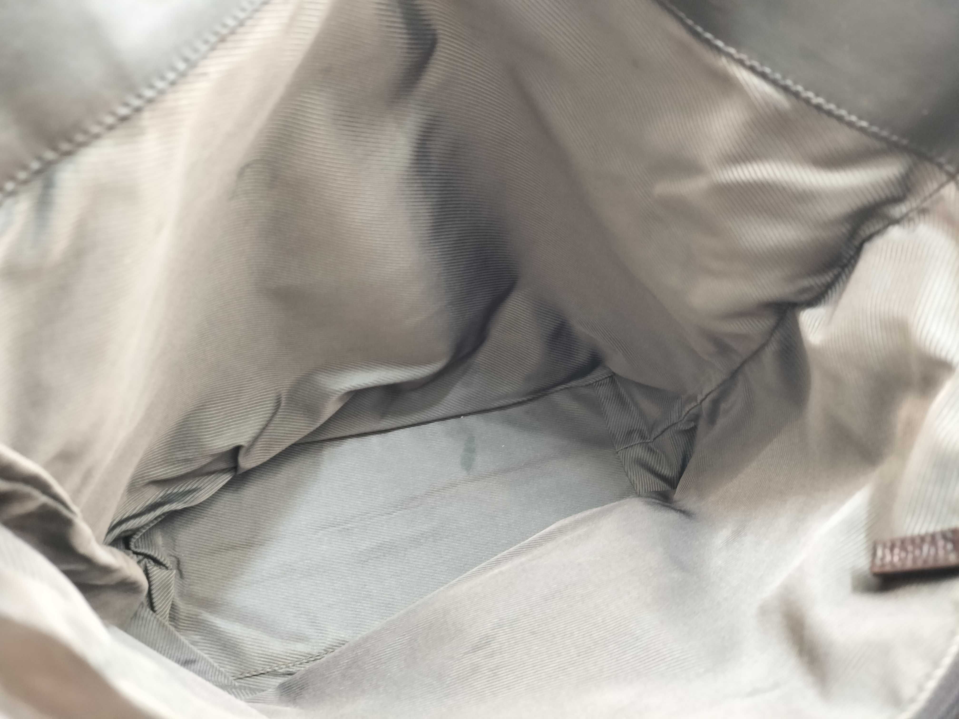 GG Canvas Bucket Tote Bag — view 11