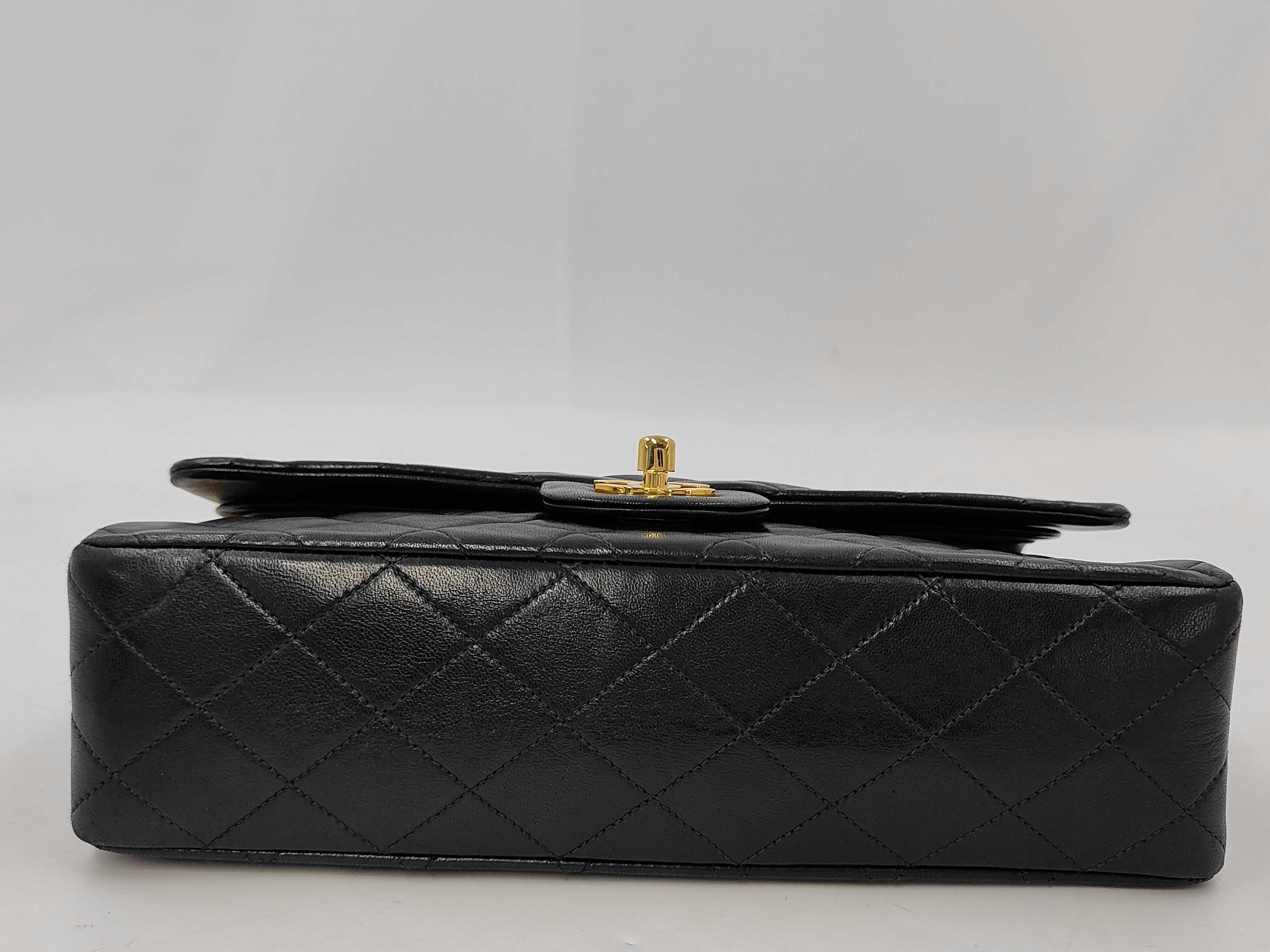 Matelassé 25 Double Flap Double Chain Lambskin Shoulder Bag — view 4