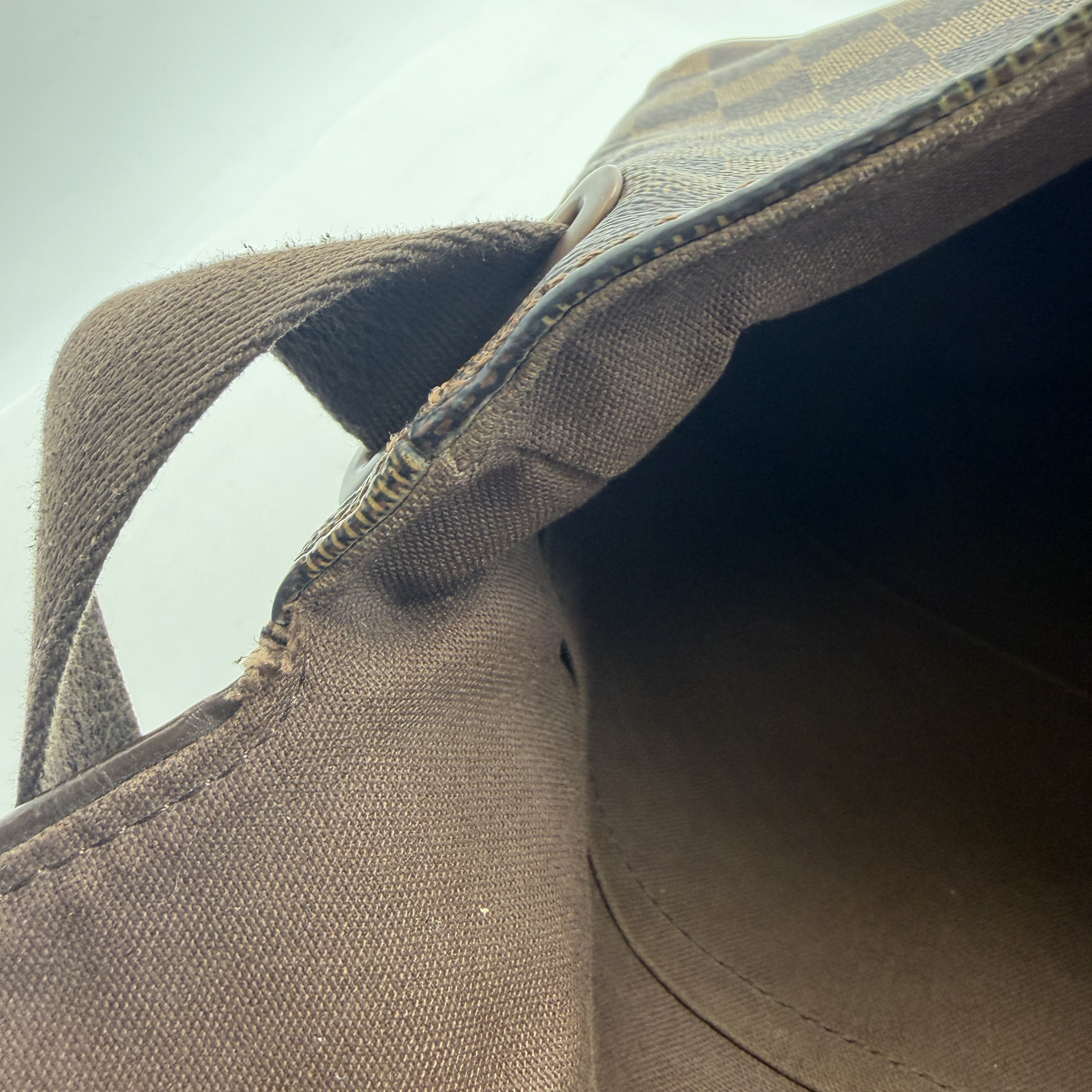 Damier Ebene Brooklyn MM Shoulder Bag — view 11