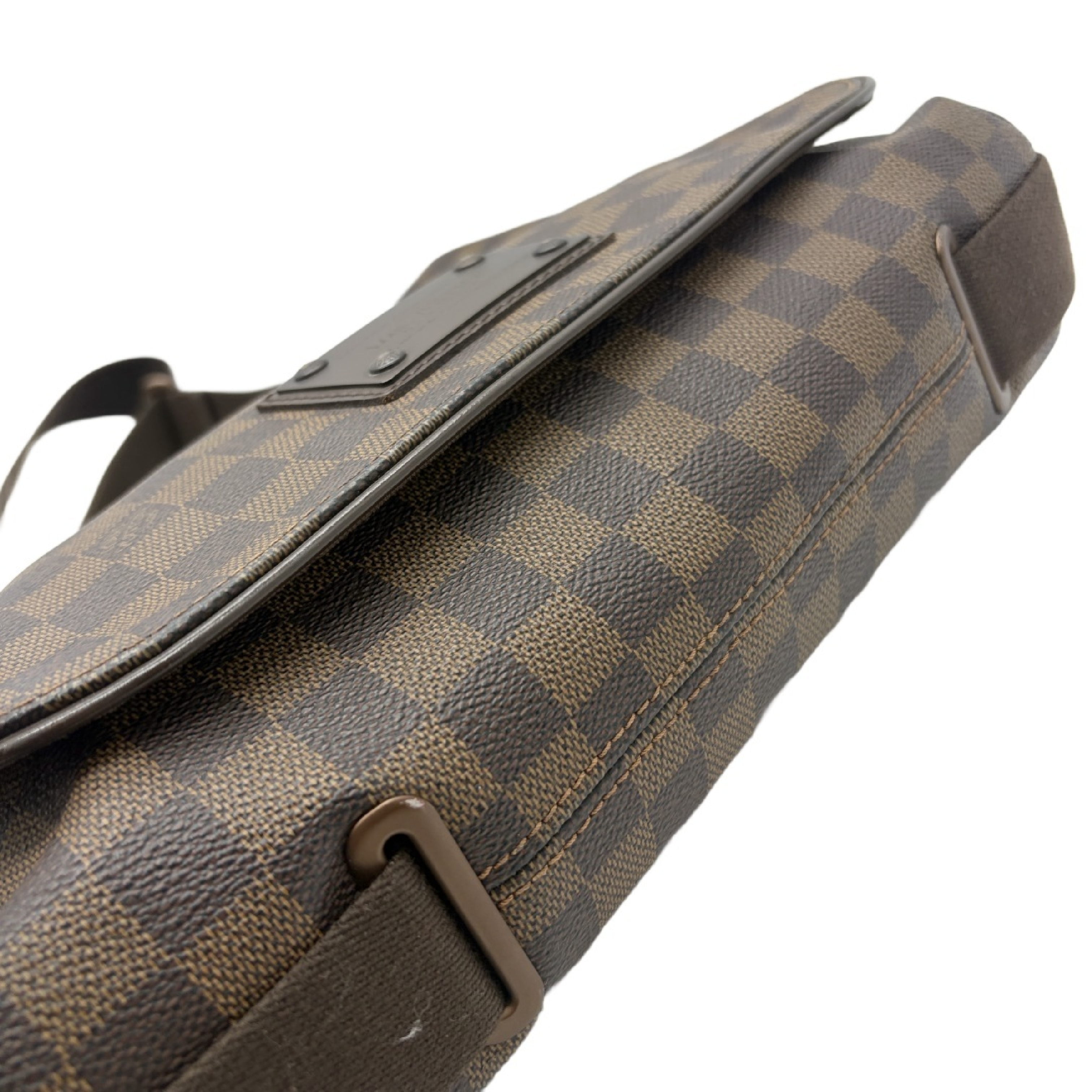 Damier Ebene Brooklyn MM Shoulder Bag — view 6