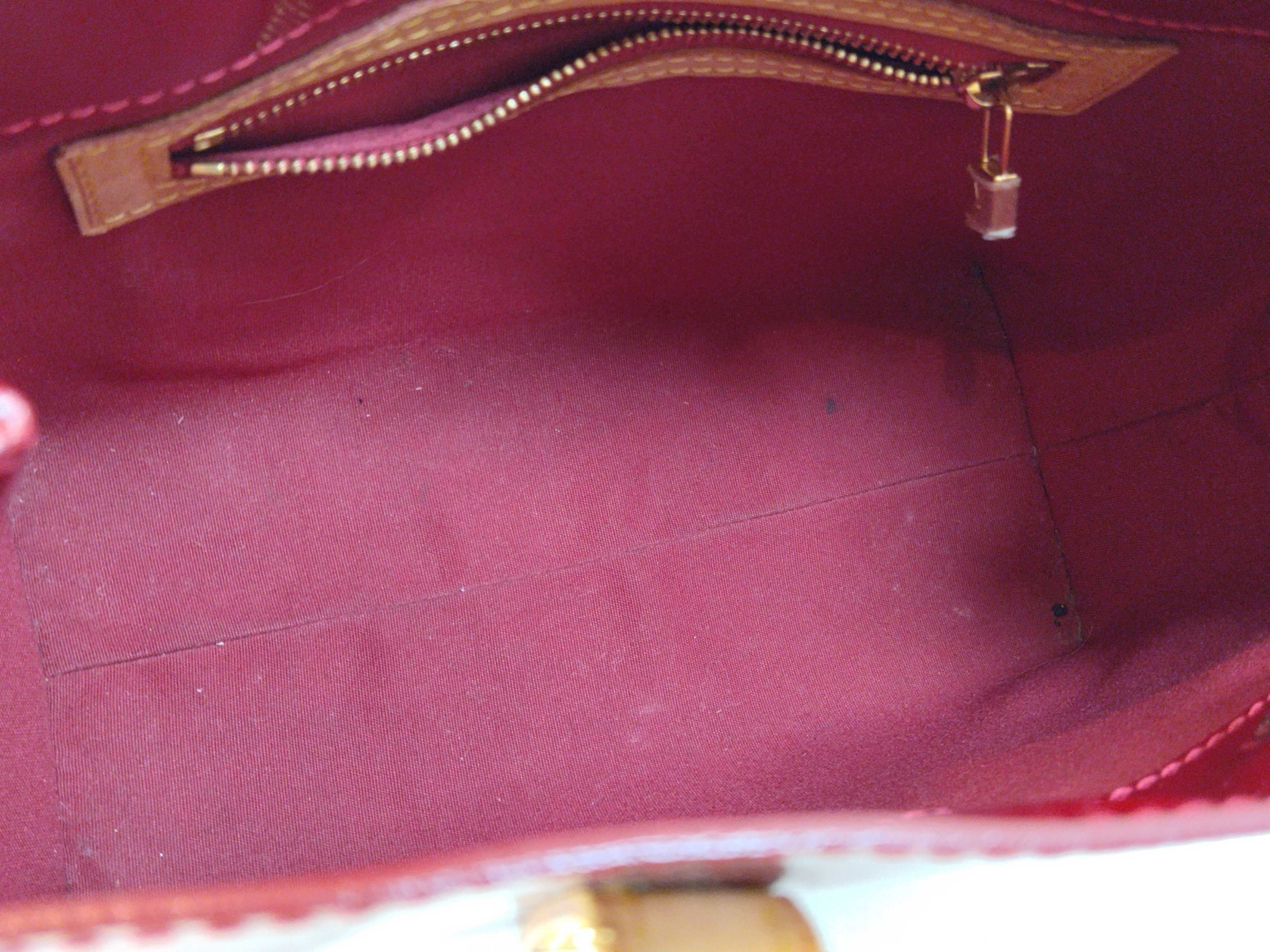 Vernis A. Louis Vuitton Vernis Lead PM Pomme d'Amour Handbag Red Handbag — view 9