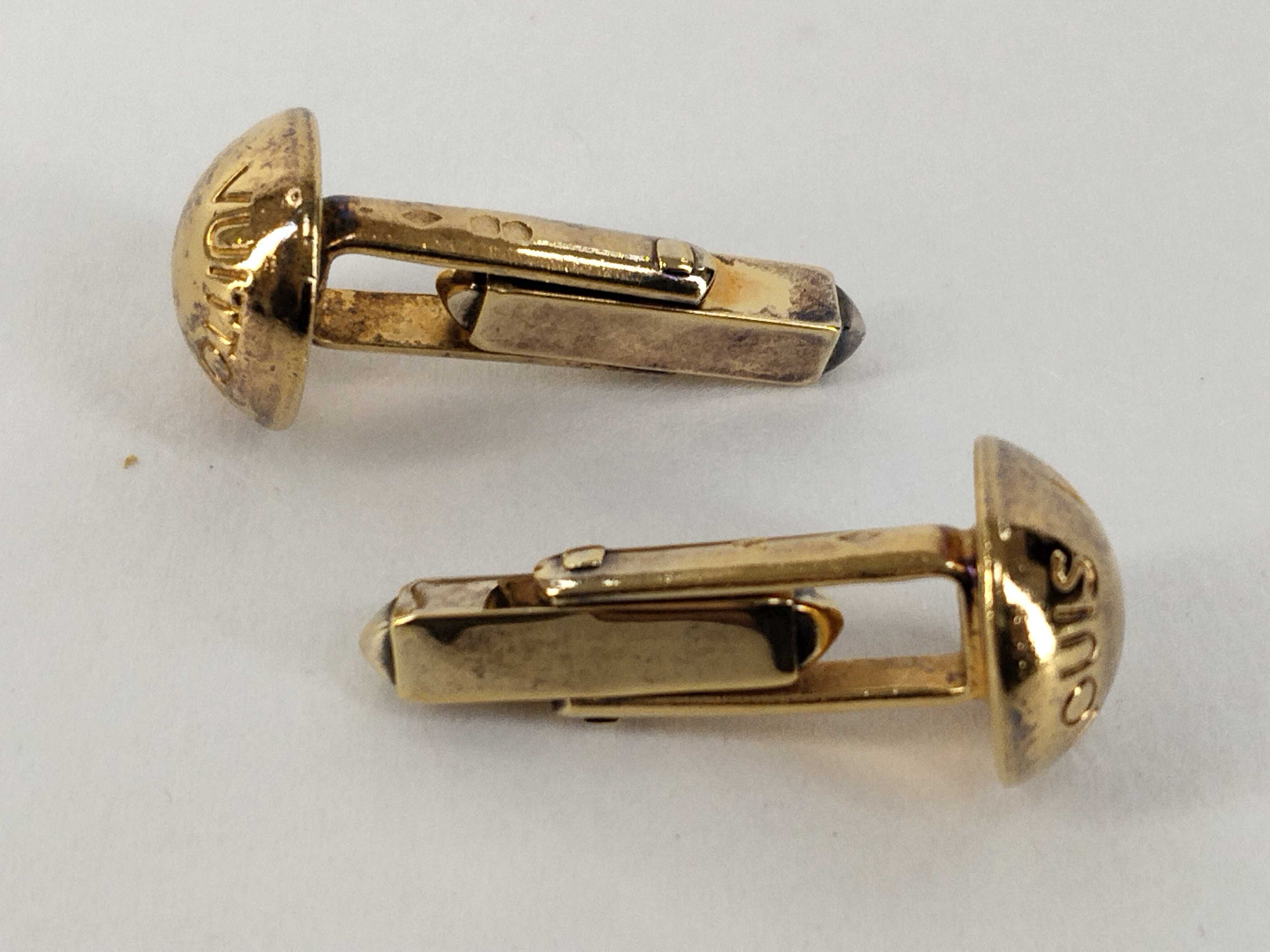cufflinks (discolored) - Tie clip and cufflinks included. — view 9
