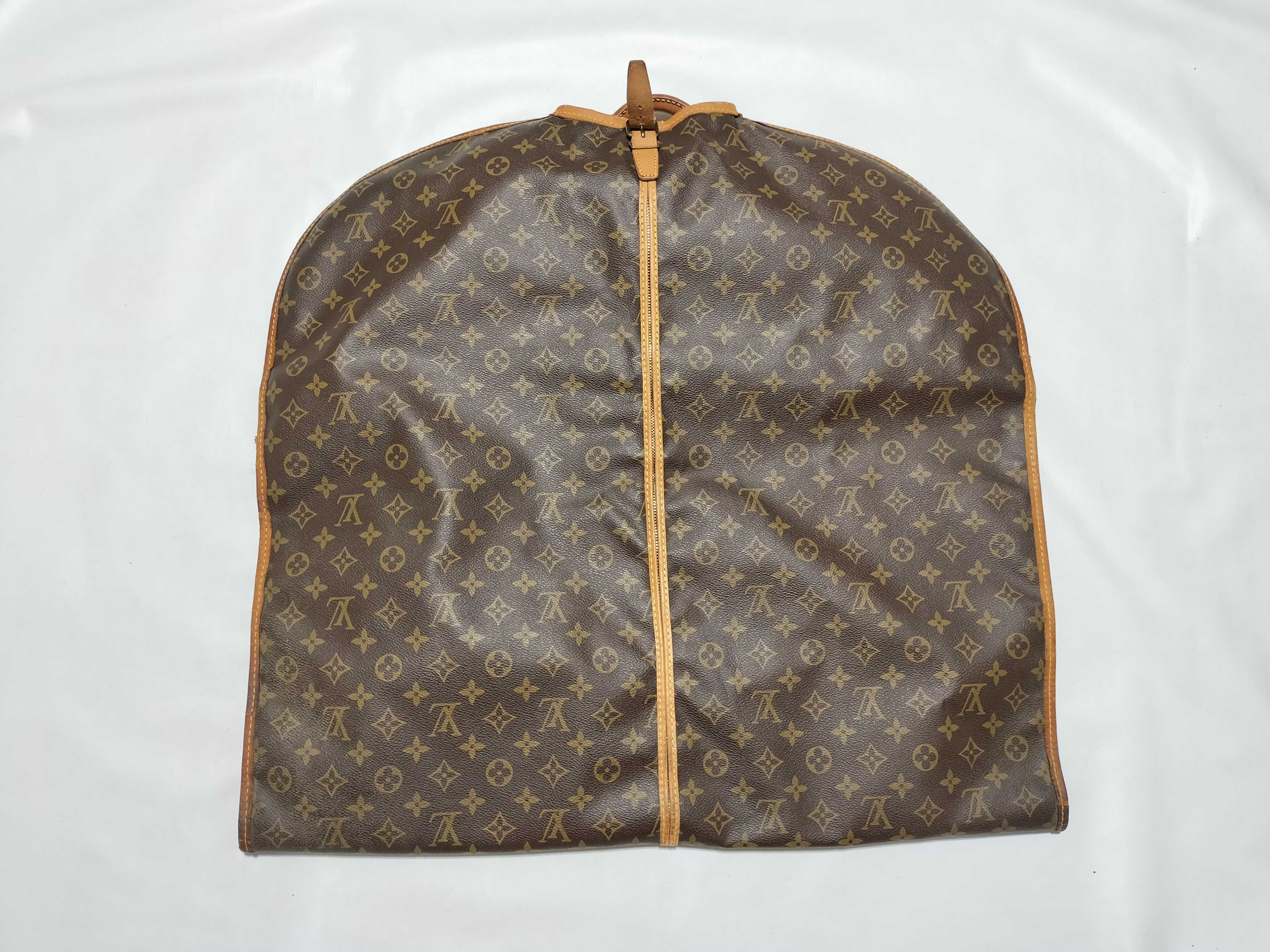 Monogram Louis Vuitton Monogram Sac de Portementeau M23542 Bag — view 2