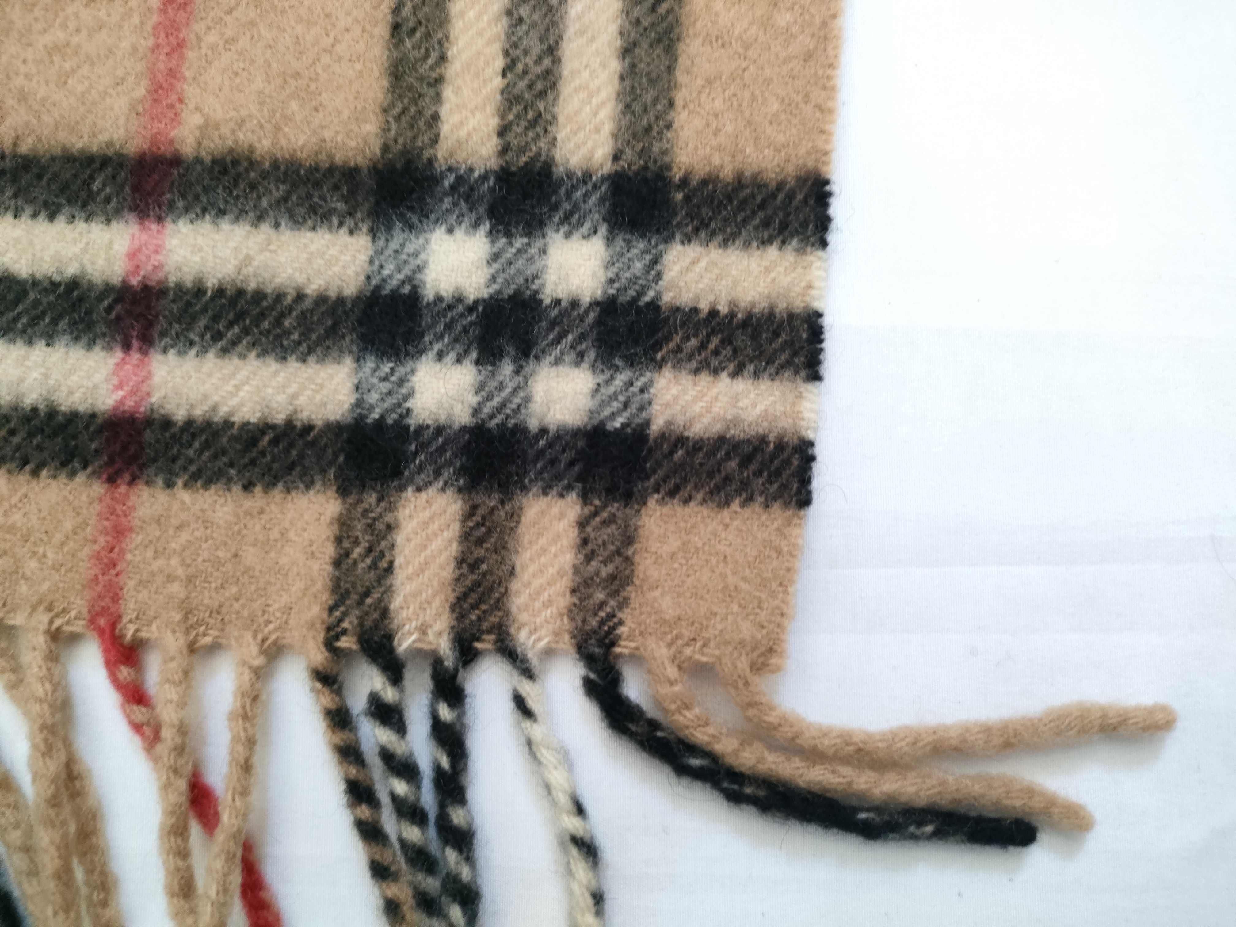 100% Cashmere Scarf, Nova Check Pattern, and other accessories. — view 4