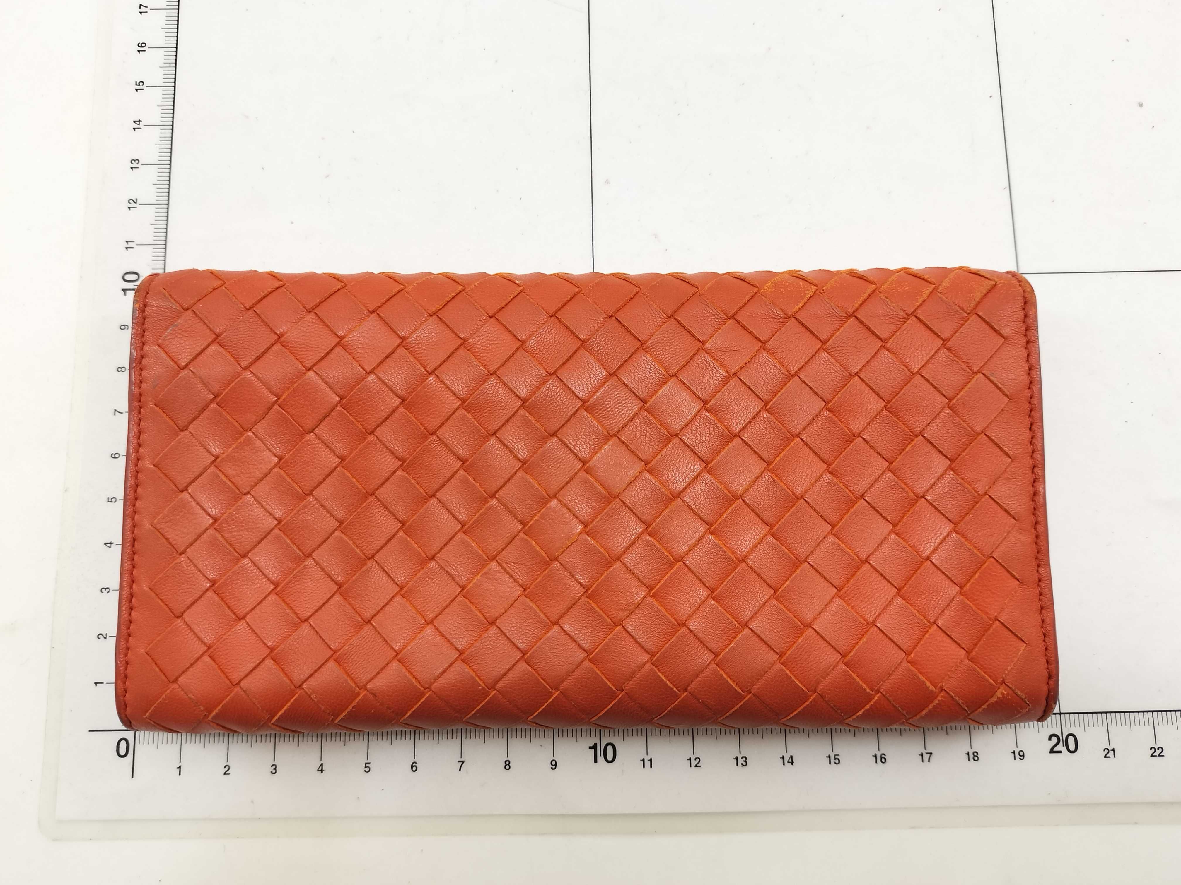 Intrecciato Metal Corner Strap Long Wallet Orange — view 2