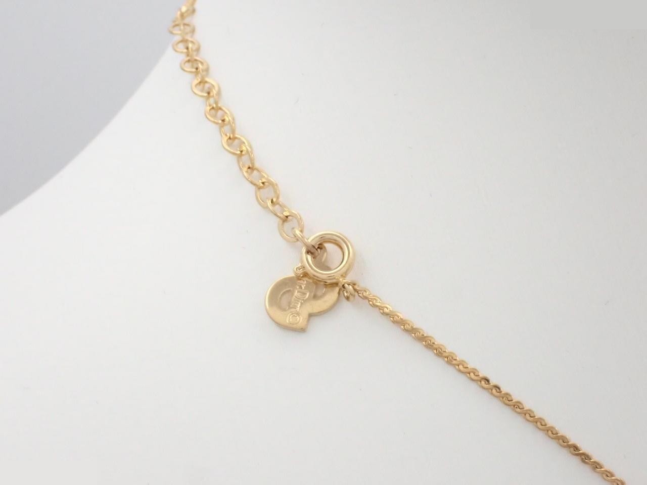 Other lines: Precious metal necklaces and pendants, chain approximately 41cm. — view 2