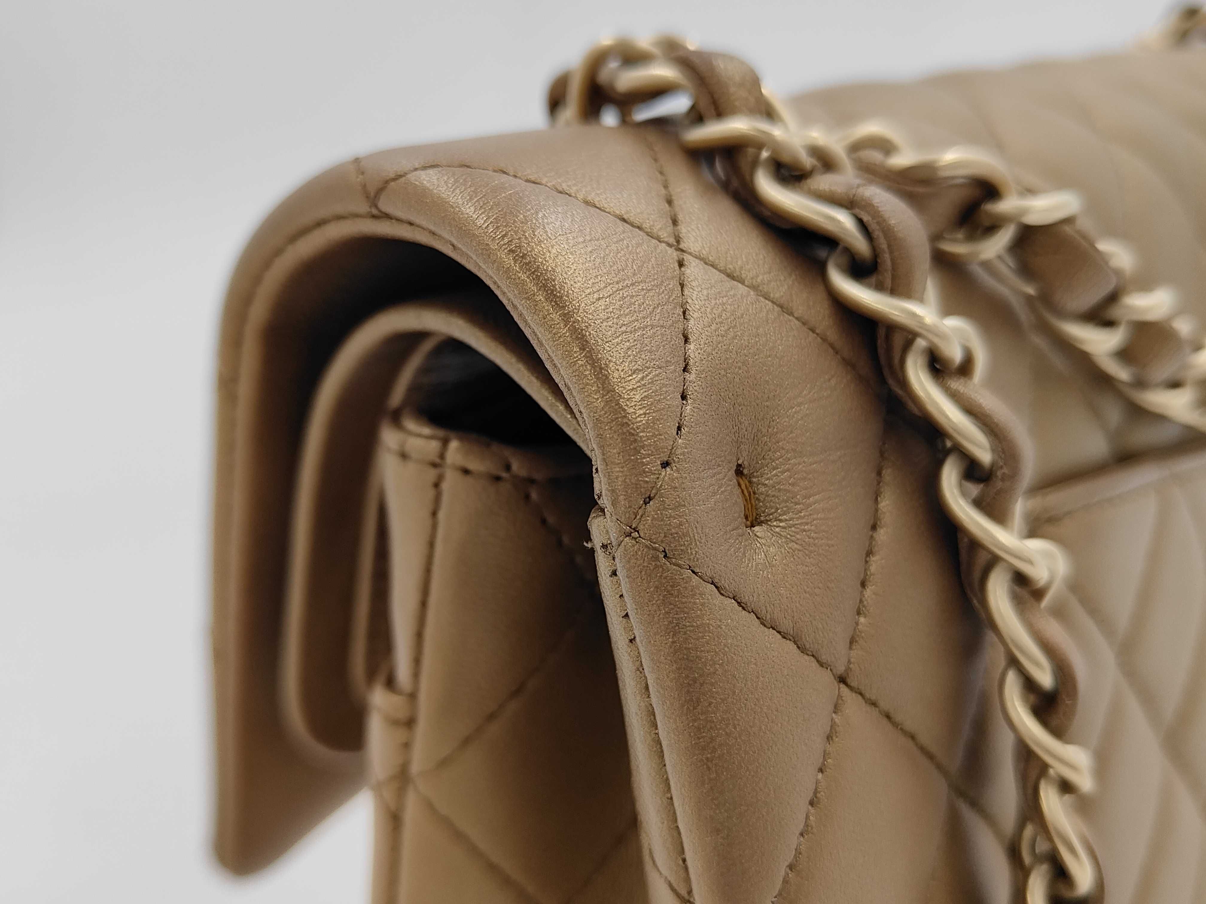 Matelassé 25 Lambskin Shoulder Bag with Gold Hardware (GD) and Double Flap (Serial Number 17) — view 9