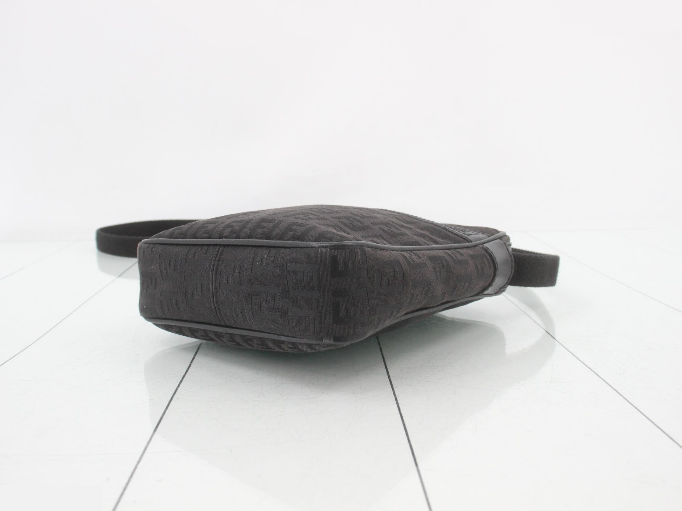 Zucchino Shoulder Bag — view 6