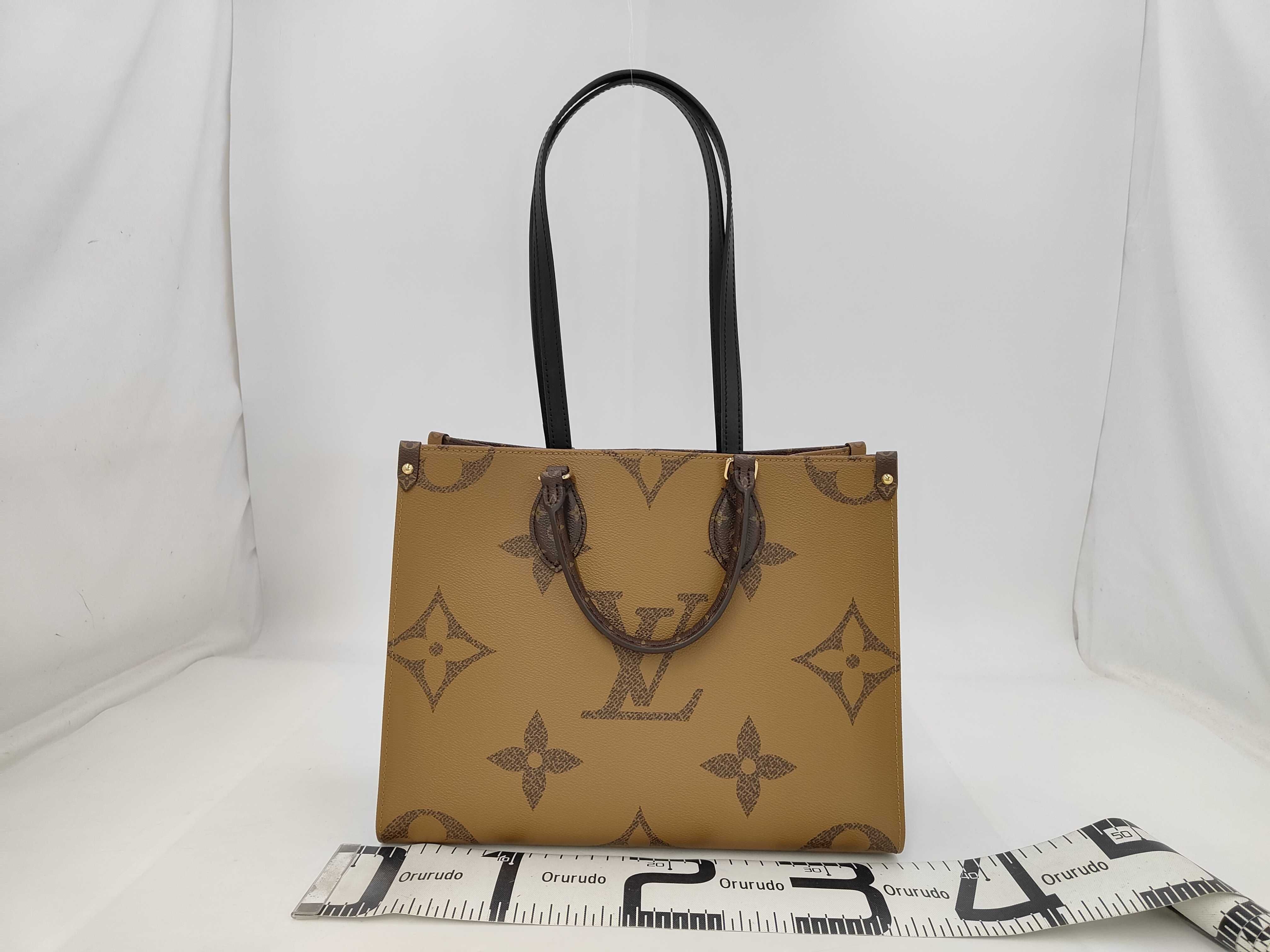 Monogram OnTheGo MM Tote Bag — view 2