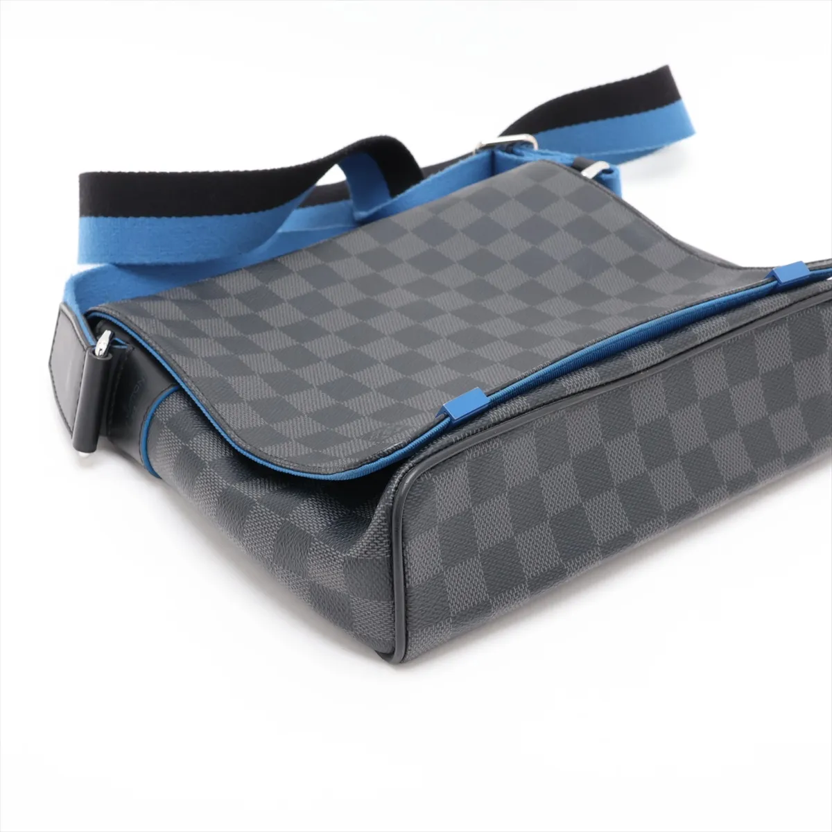 Damier Graphite District PM N42420 GI5117 Black — view 4