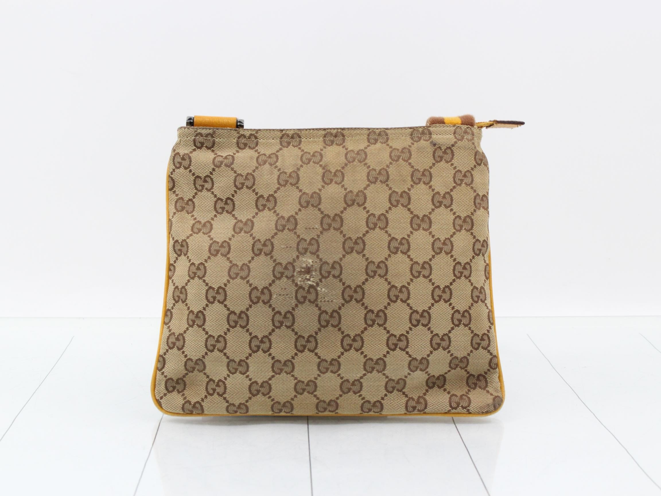 GG canvas shoulder bag — view 2