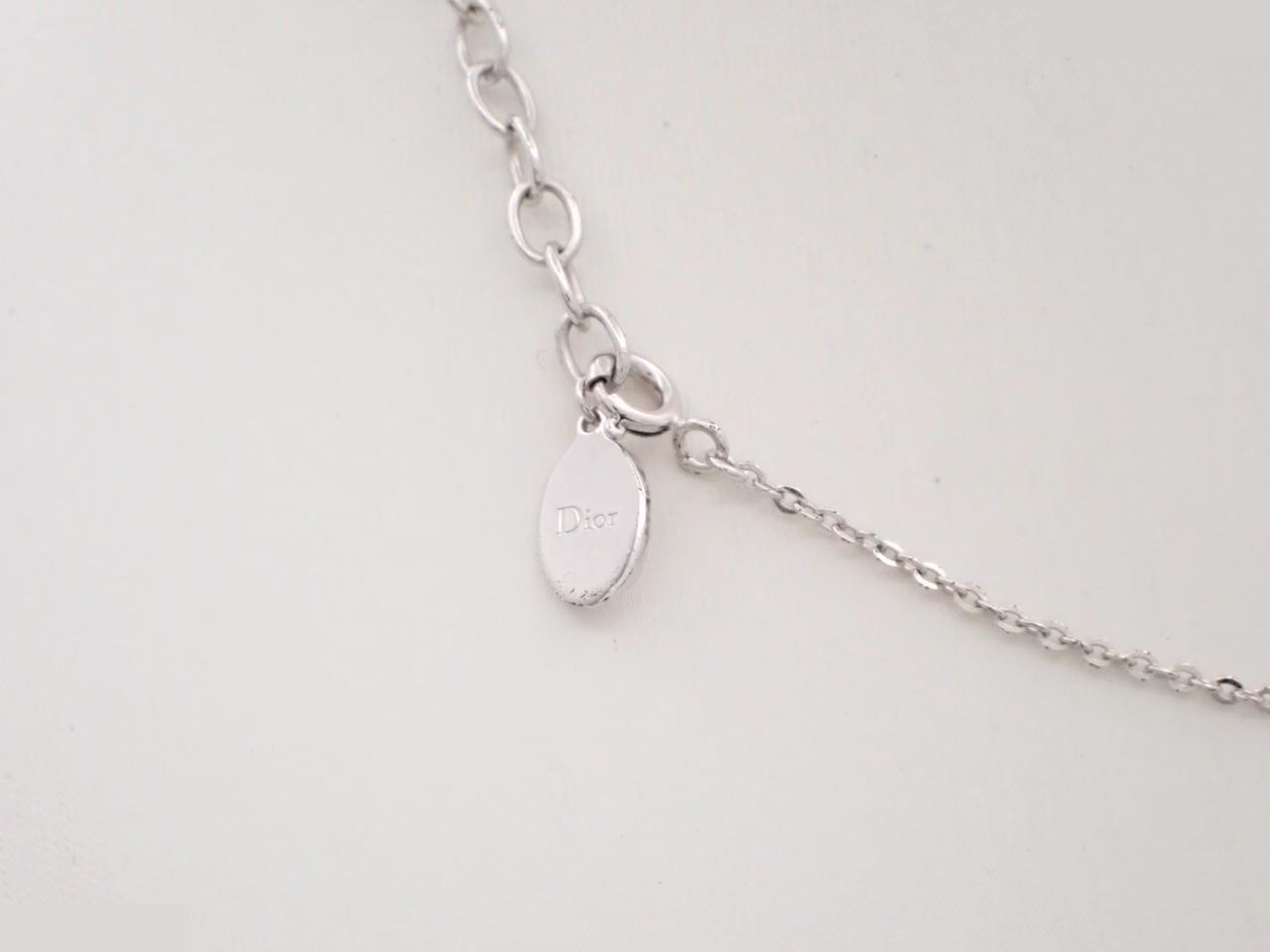 Other line: Precious metals, necklaces, pendants, neck circumference approximately 45cm. — view 2