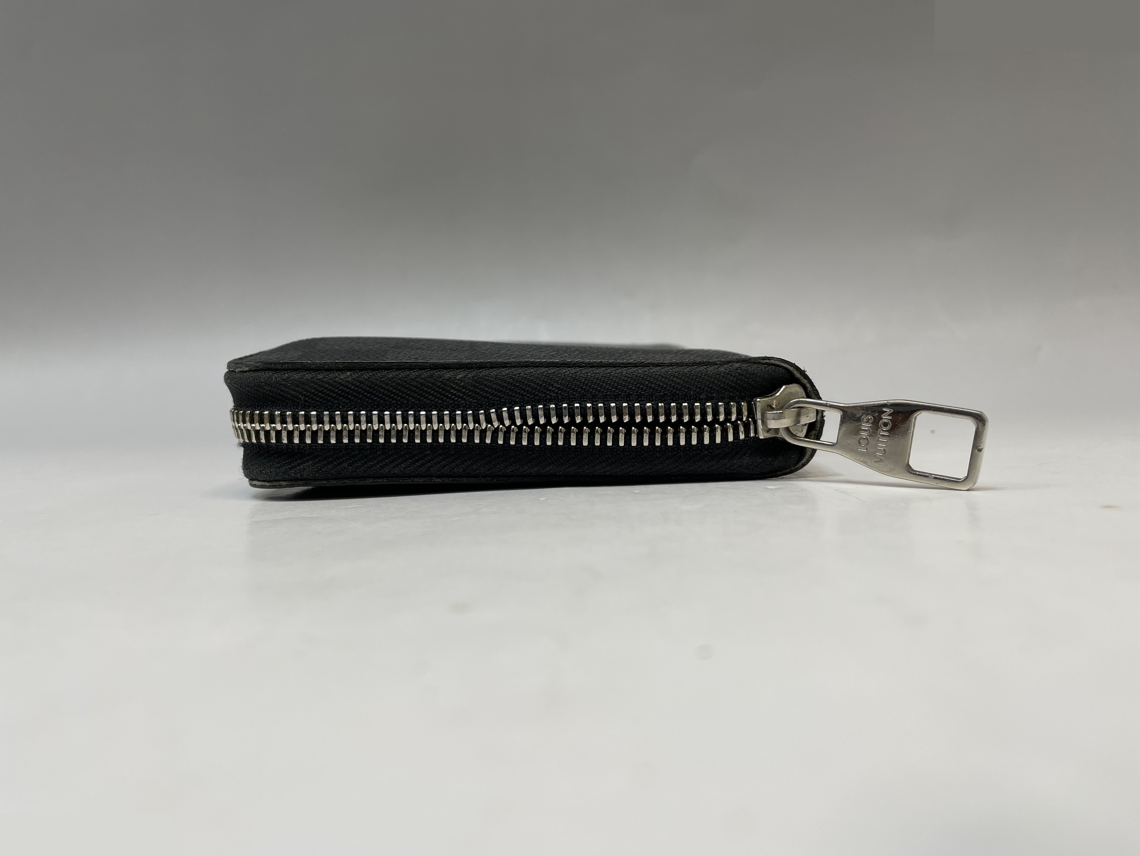 Damier Graphite Zippy Organizer Long Wallet, Black — view 3