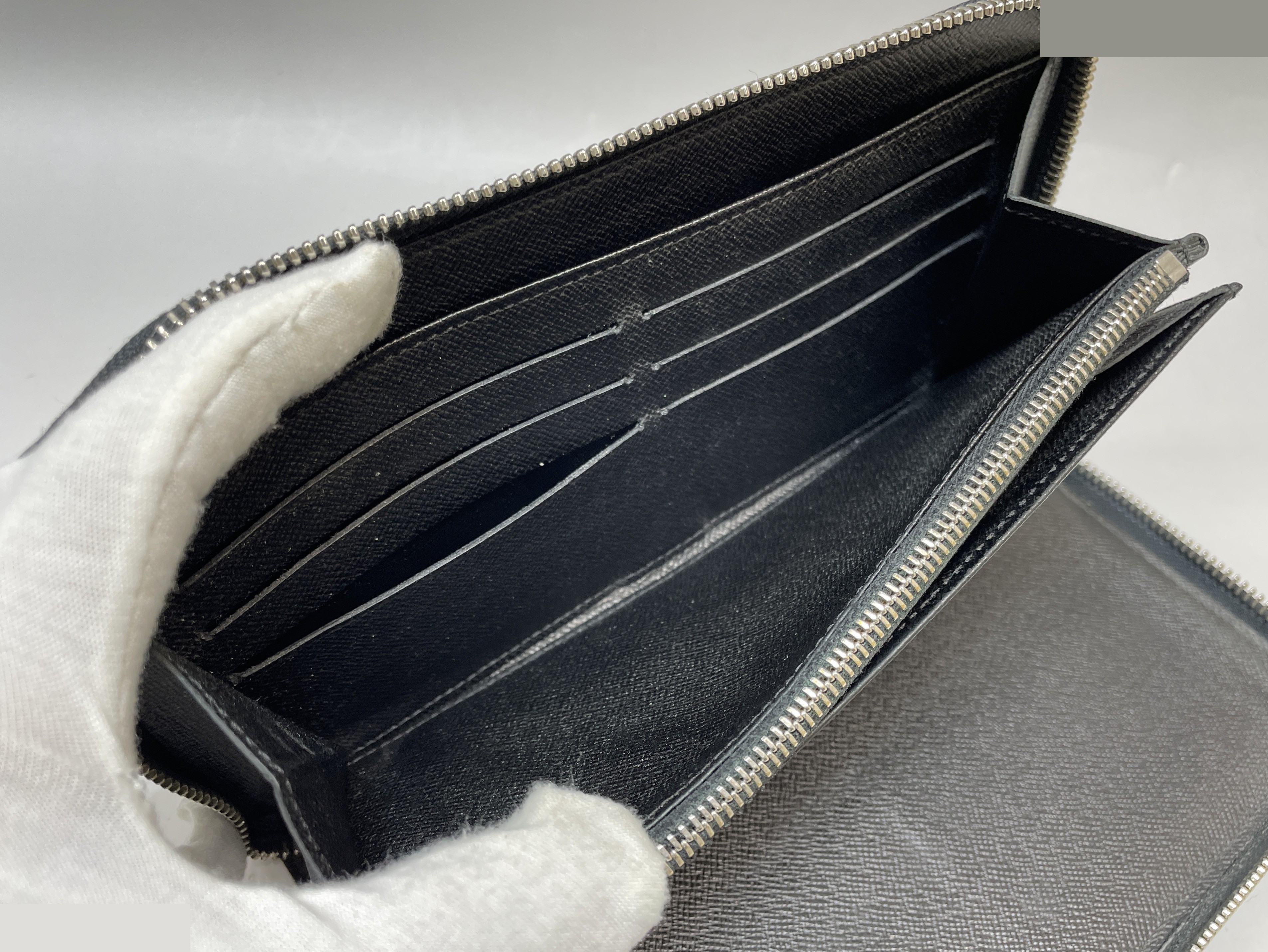 Damier Graphite Zippy Organizer Long Wallet, Black — view 9