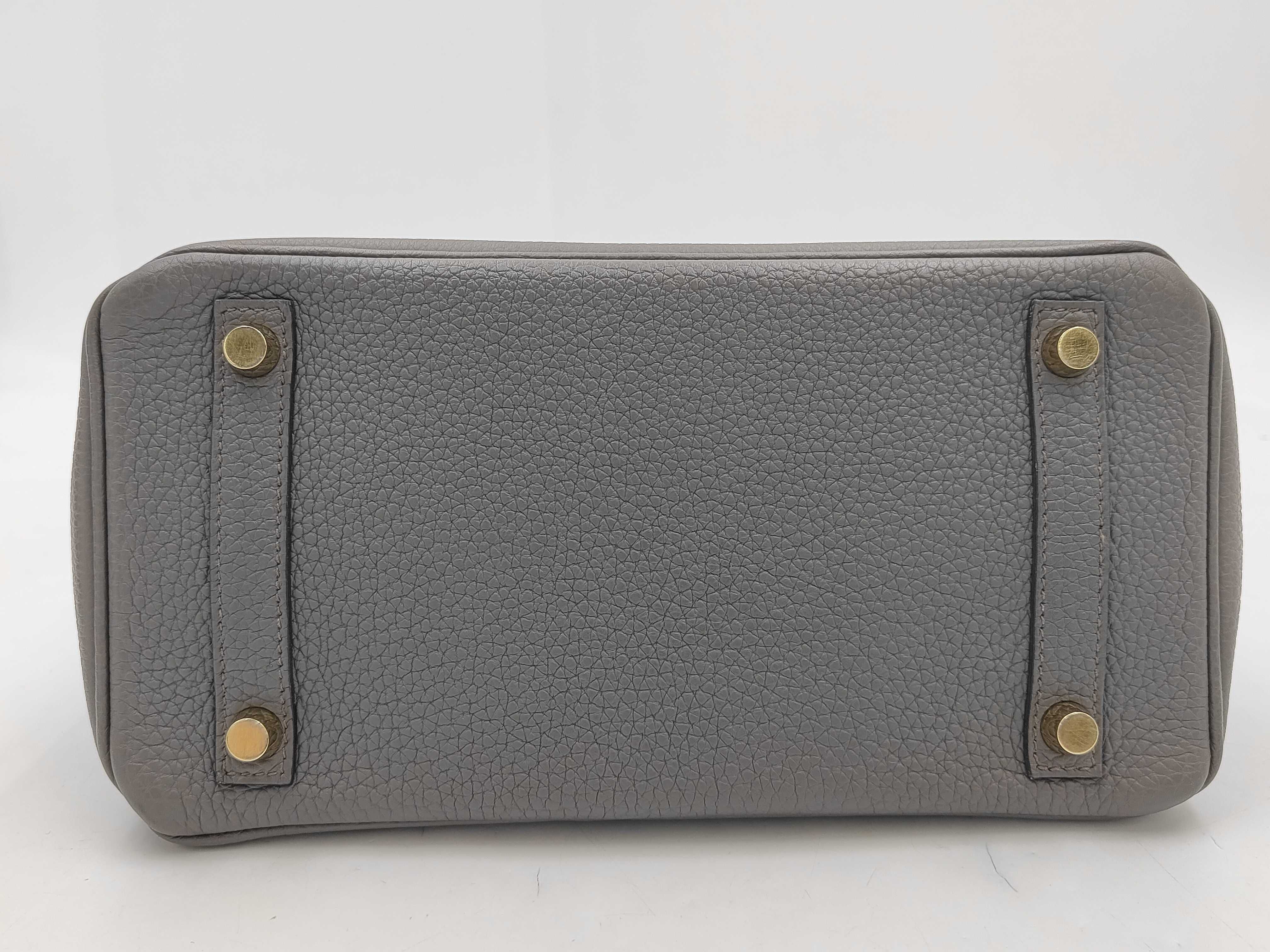 Birkin 25 Taurillon leather/Etoupe leather/Gold hardware [Stamped: Z] Handbag — view 3