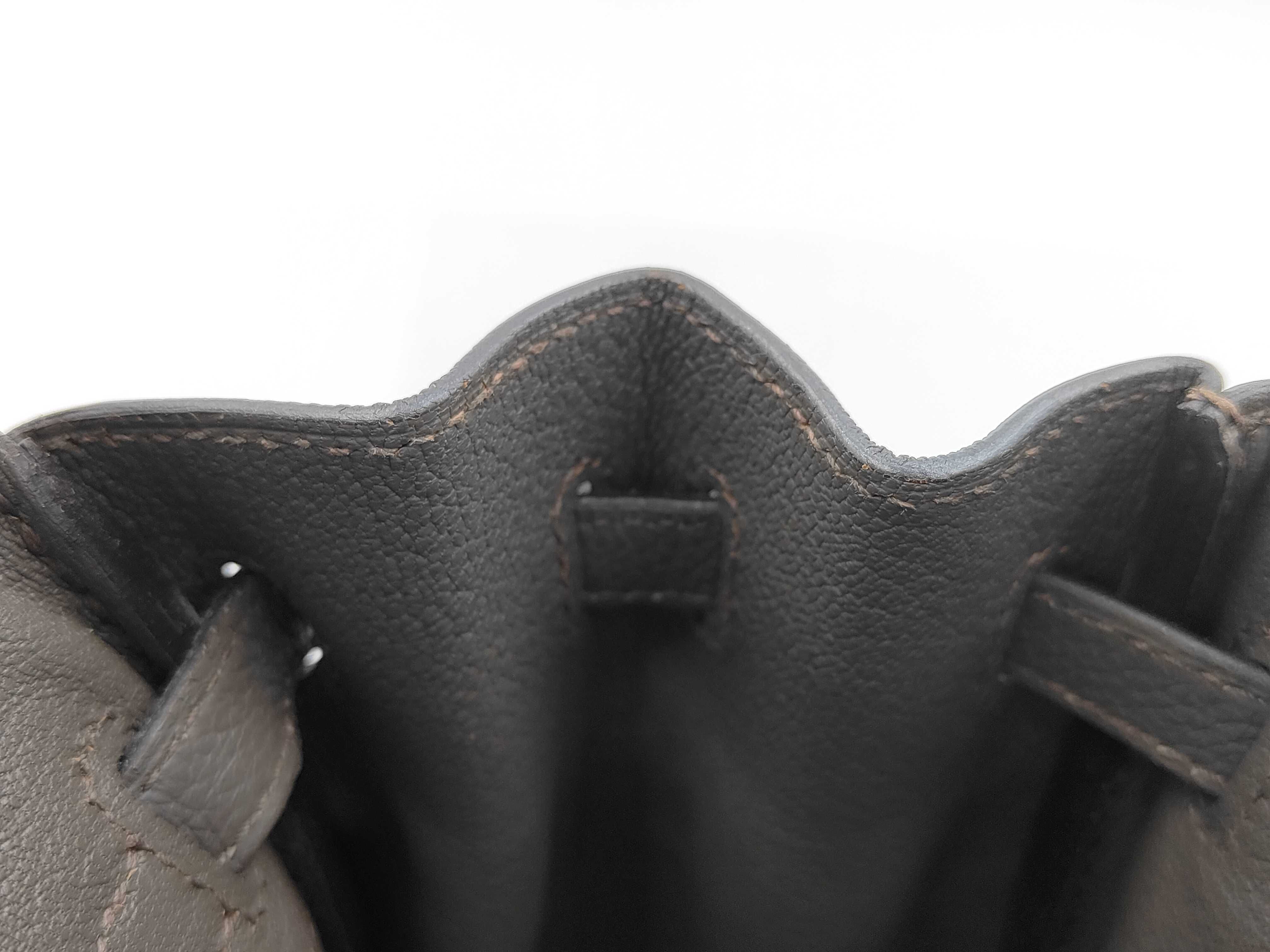 Birkin 25 Taurillon leather/Etoupe leather/Gold hardware [Stamped: Z] Handbag — view 8