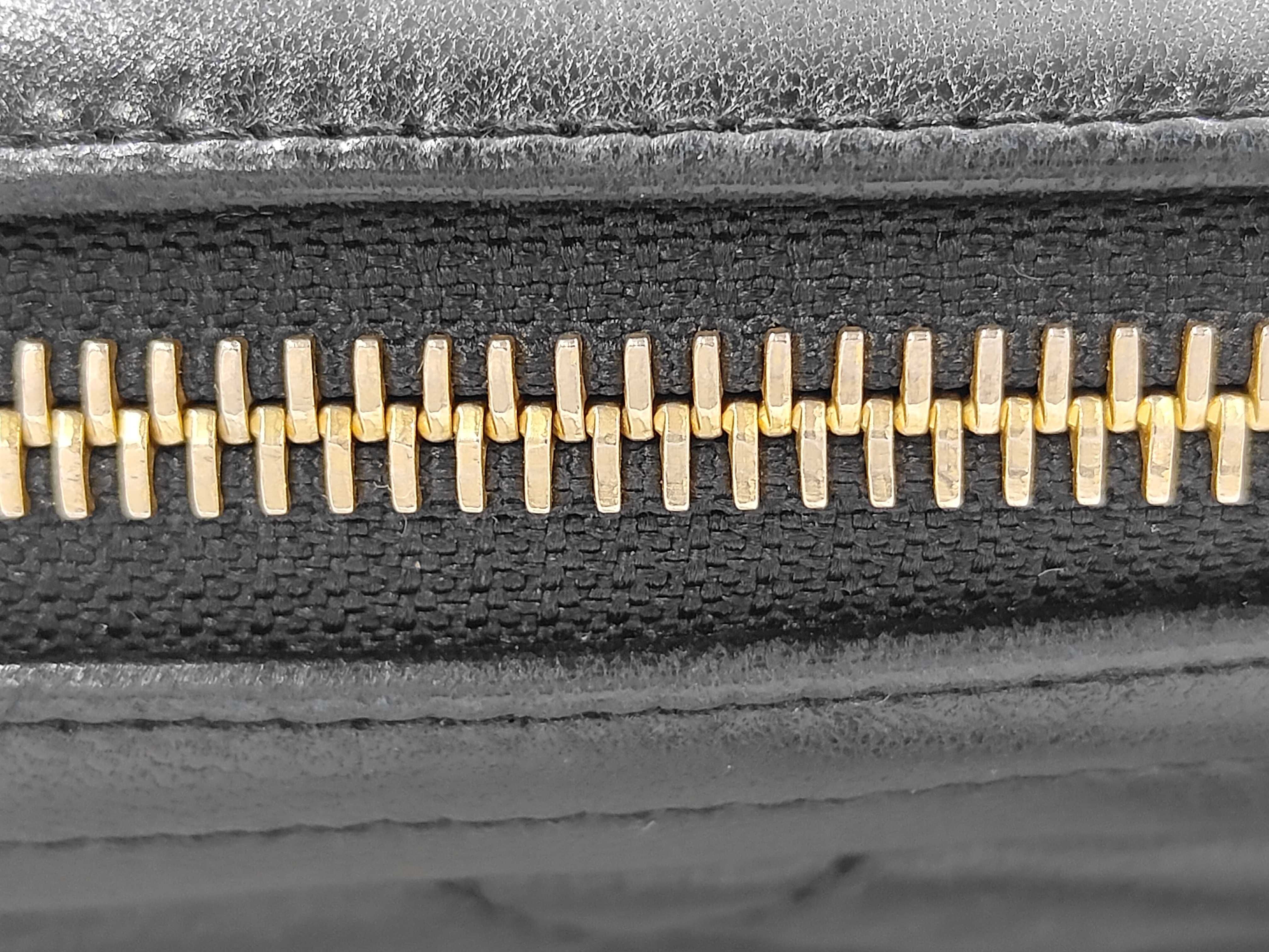 shoulder bag — view 9