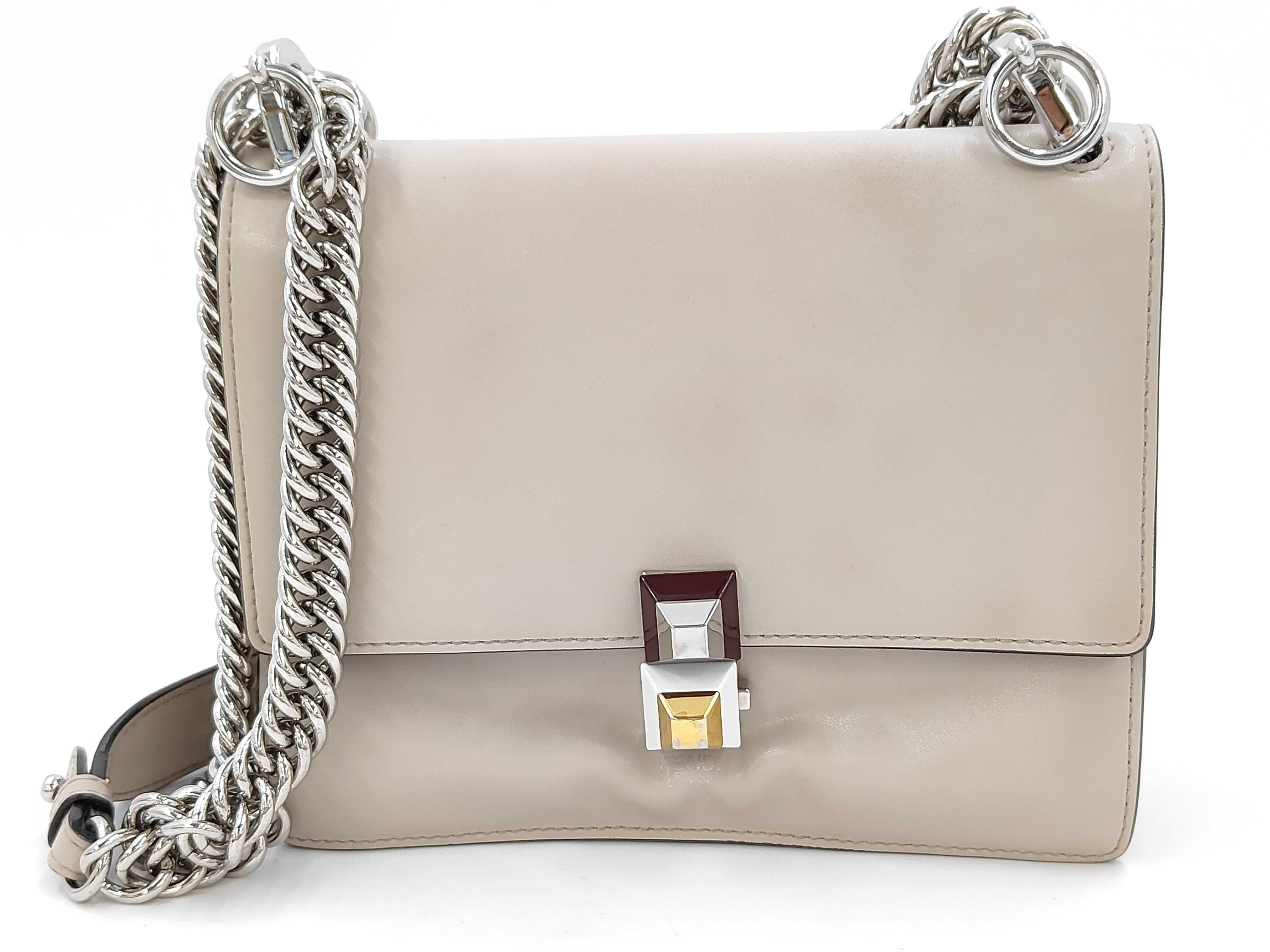 Canai Small Leather Chain Shoulder Bag