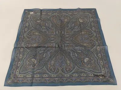 handkerchief/scarf, unused, logo embroidery, paisley pattern, navy, other accessories.
