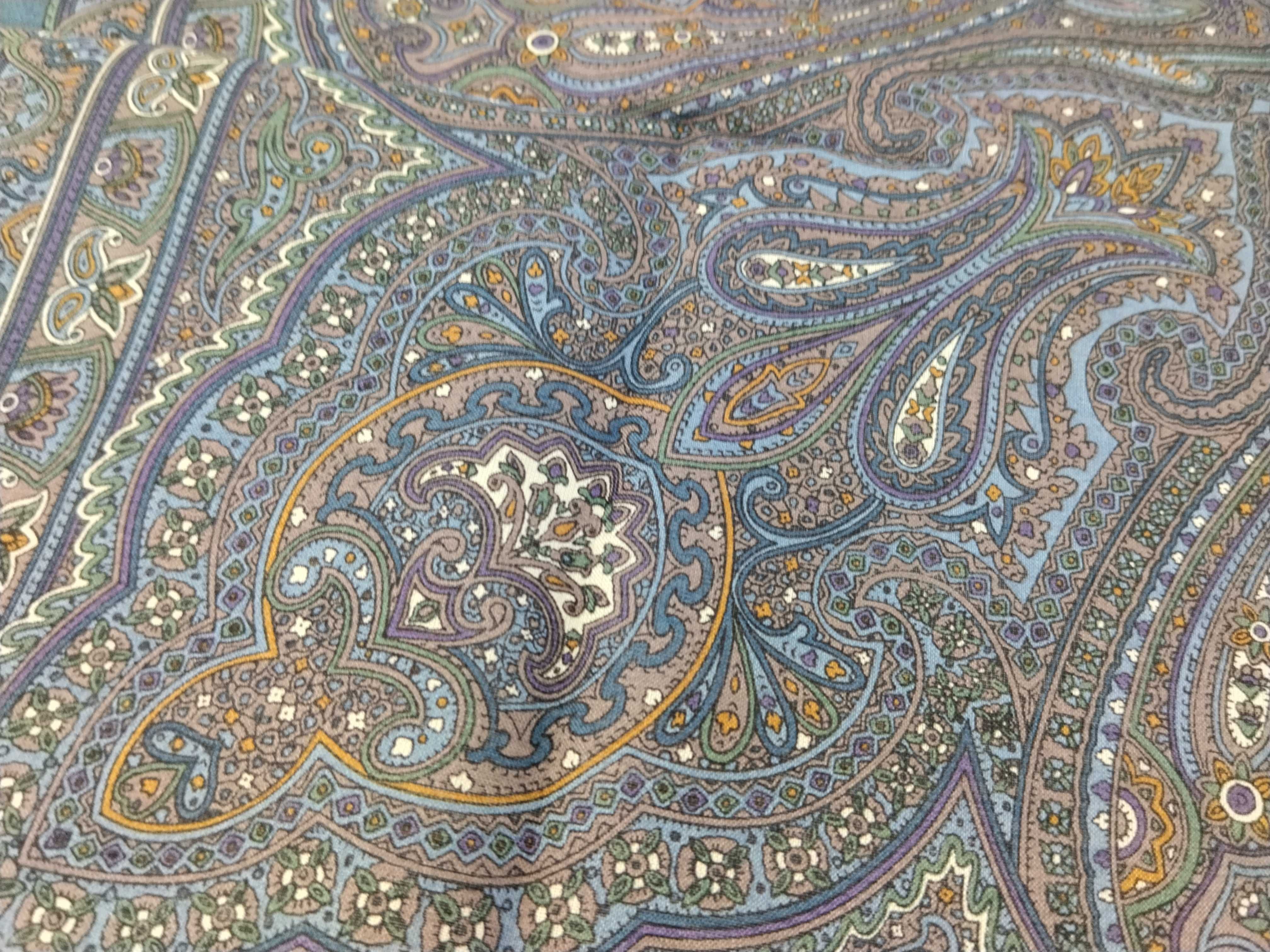 handkerchief/scarf, unused, logo embroidery, paisley pattern, navy, other accessories. — view 9