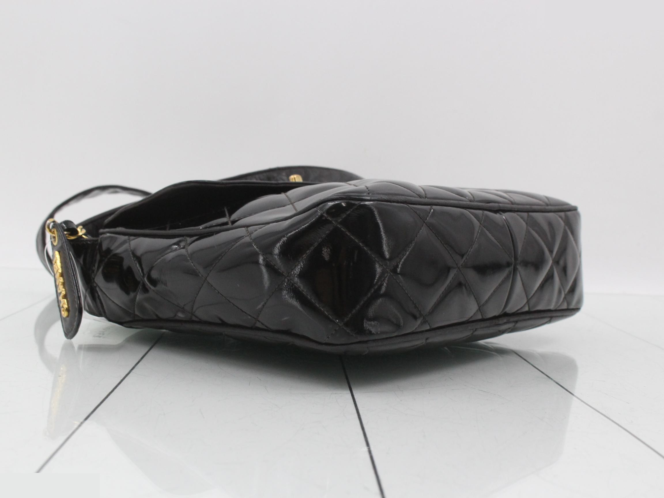 Matelassé enamel shoulder bag with gold hardware — view 5