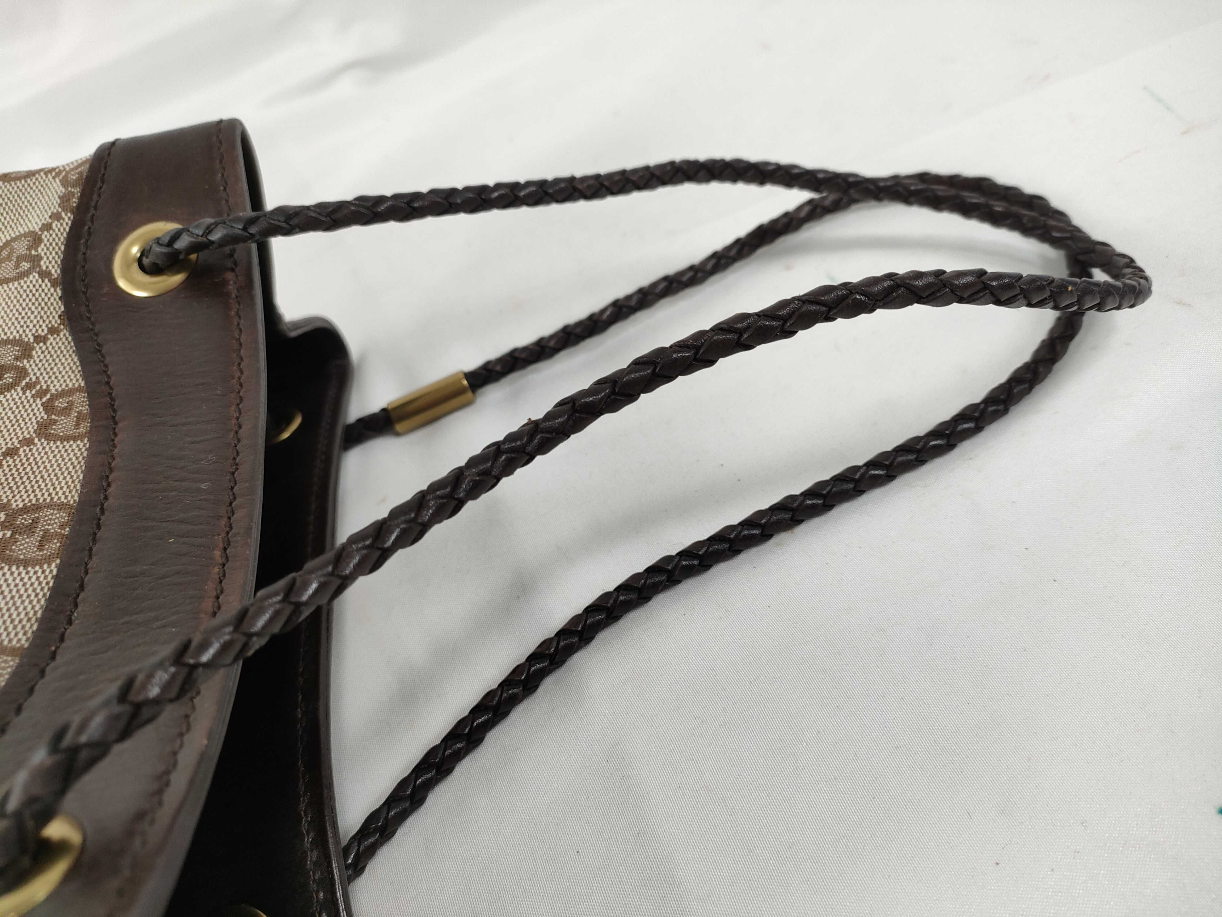 GG Canvas Handbag — view 3