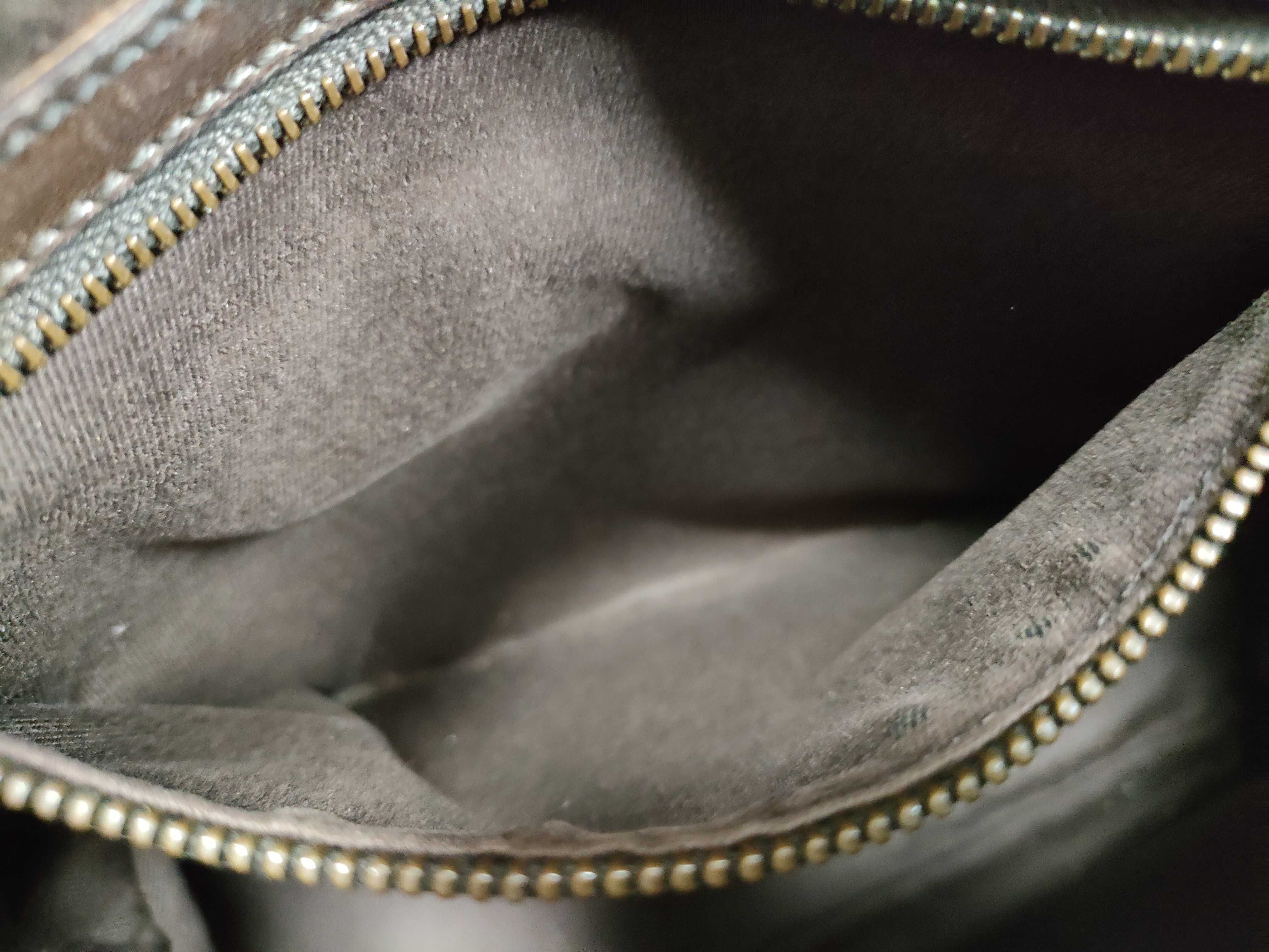 GG Canvas Handbag — view 10