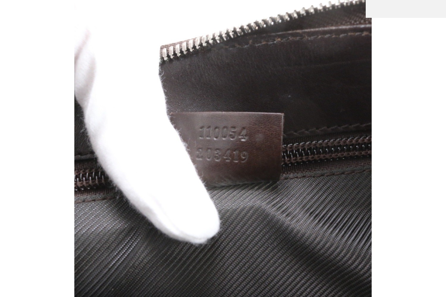 GG Supreme 110054 Leather Shoulder Bag (Crossbody) — view 9